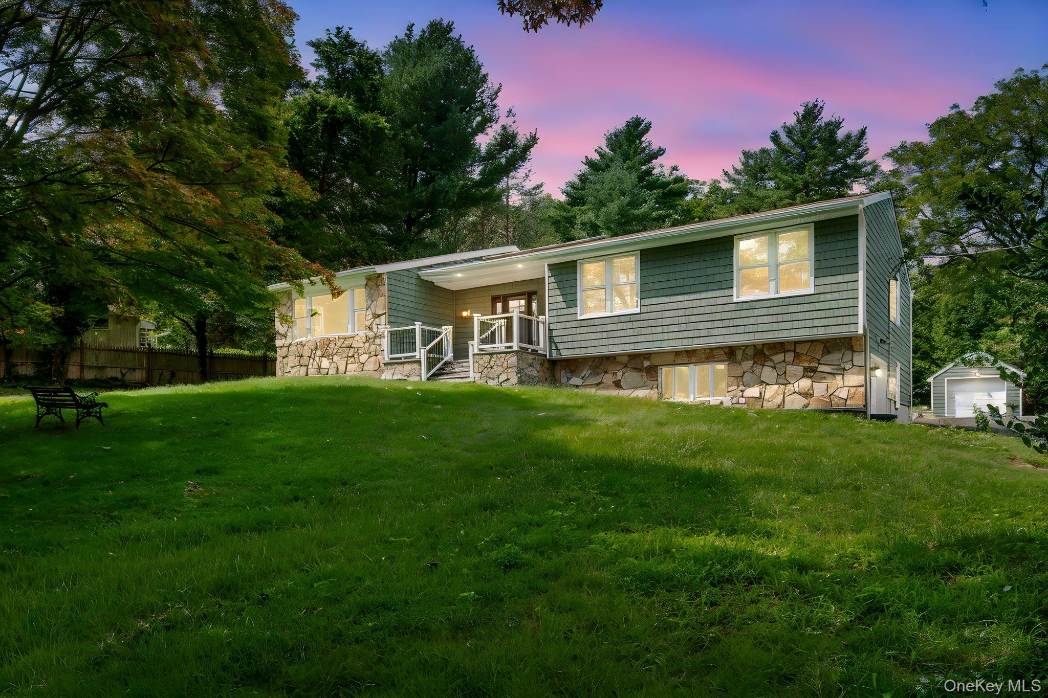 40 Lakeside Drive Property Photo 1