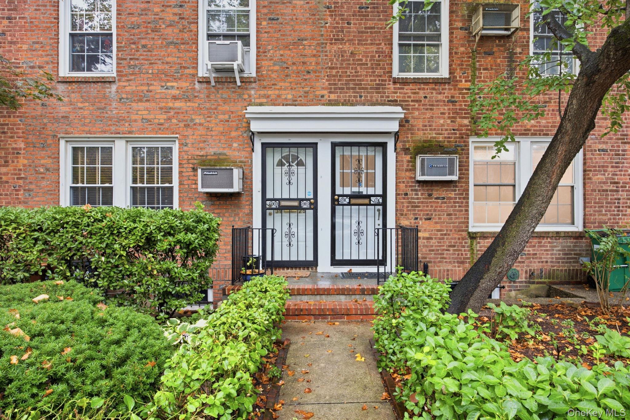 39-27 49th Street Property Photo 1