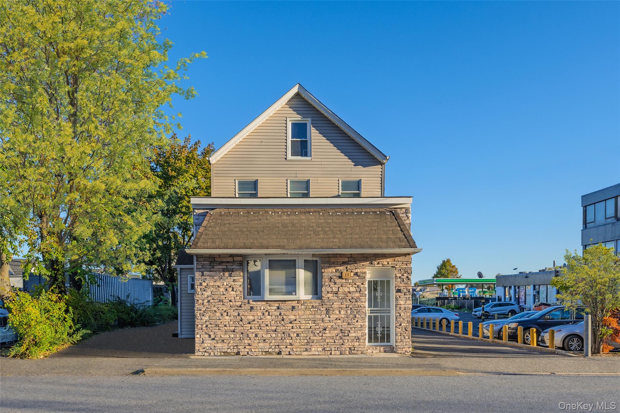15 E Carl Street Property Photo 20