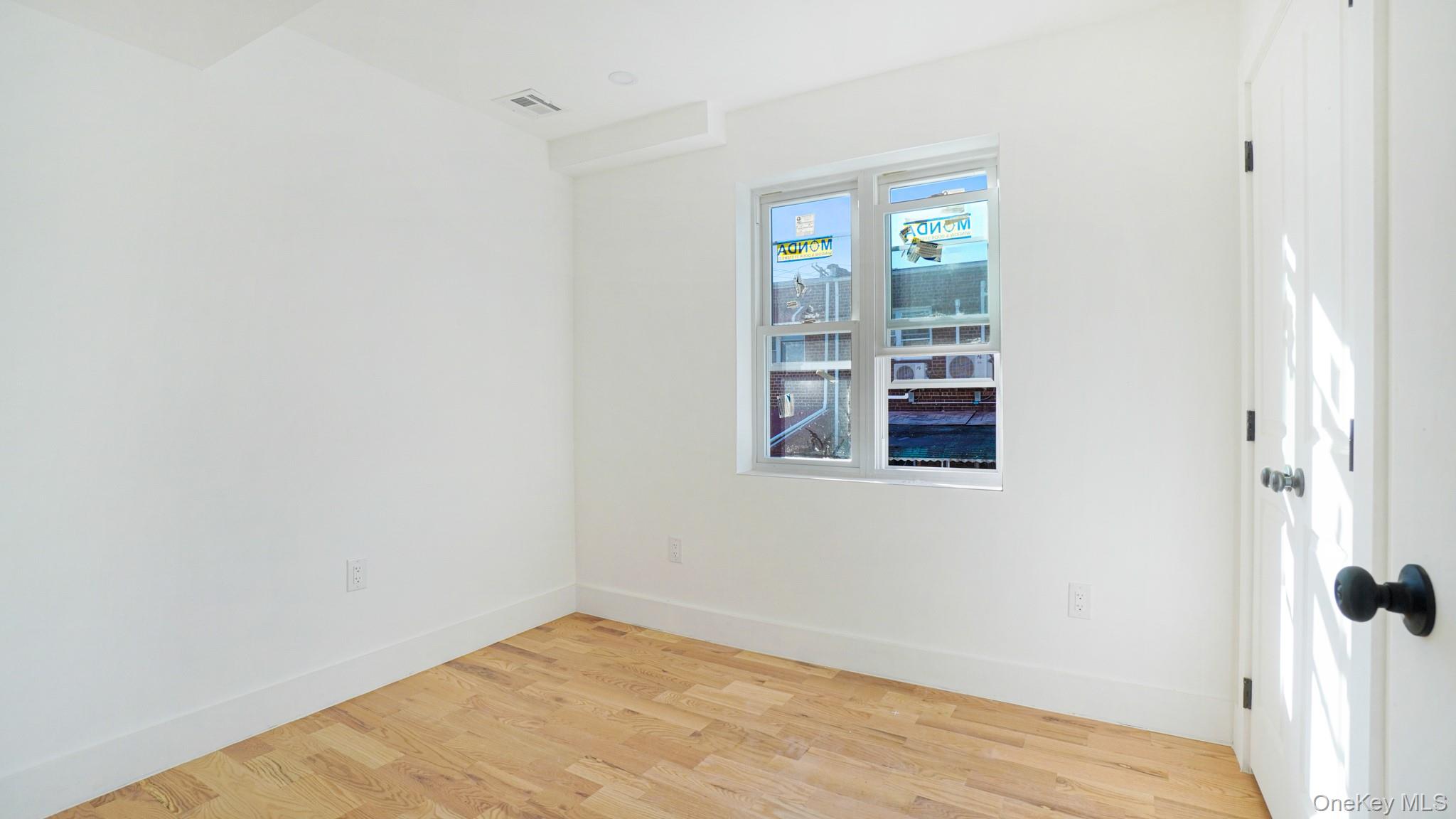 1011 E 221st Street Property Photo 10