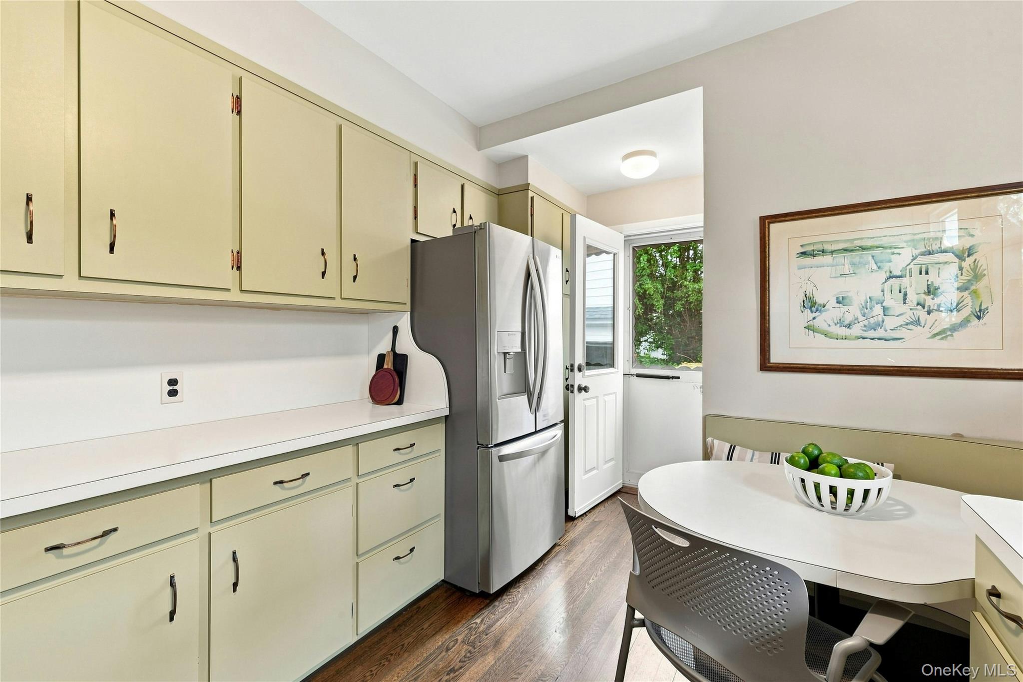 185 Crocus Avenue Property Photo 11