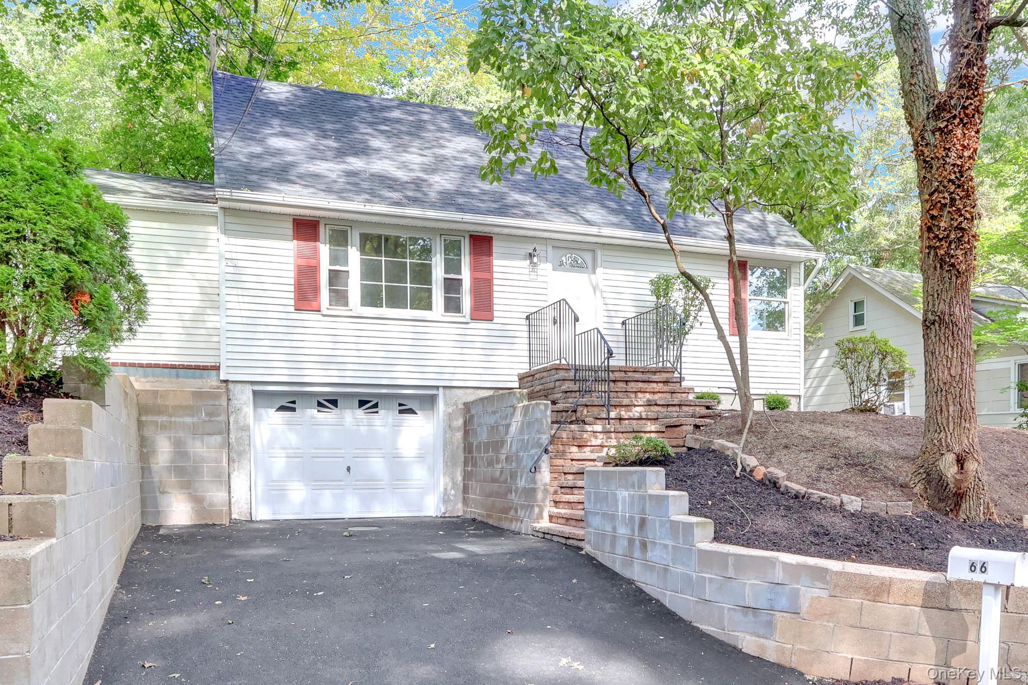 66 Washington Street Property Photo 1