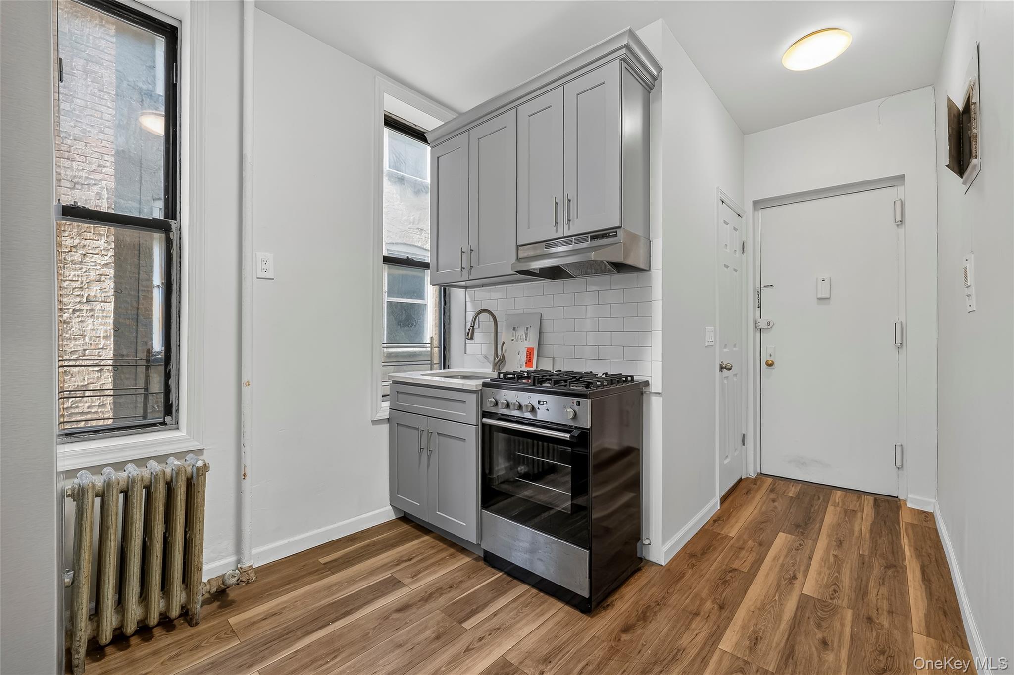 2476 Arthur Avenue Property Photo 18