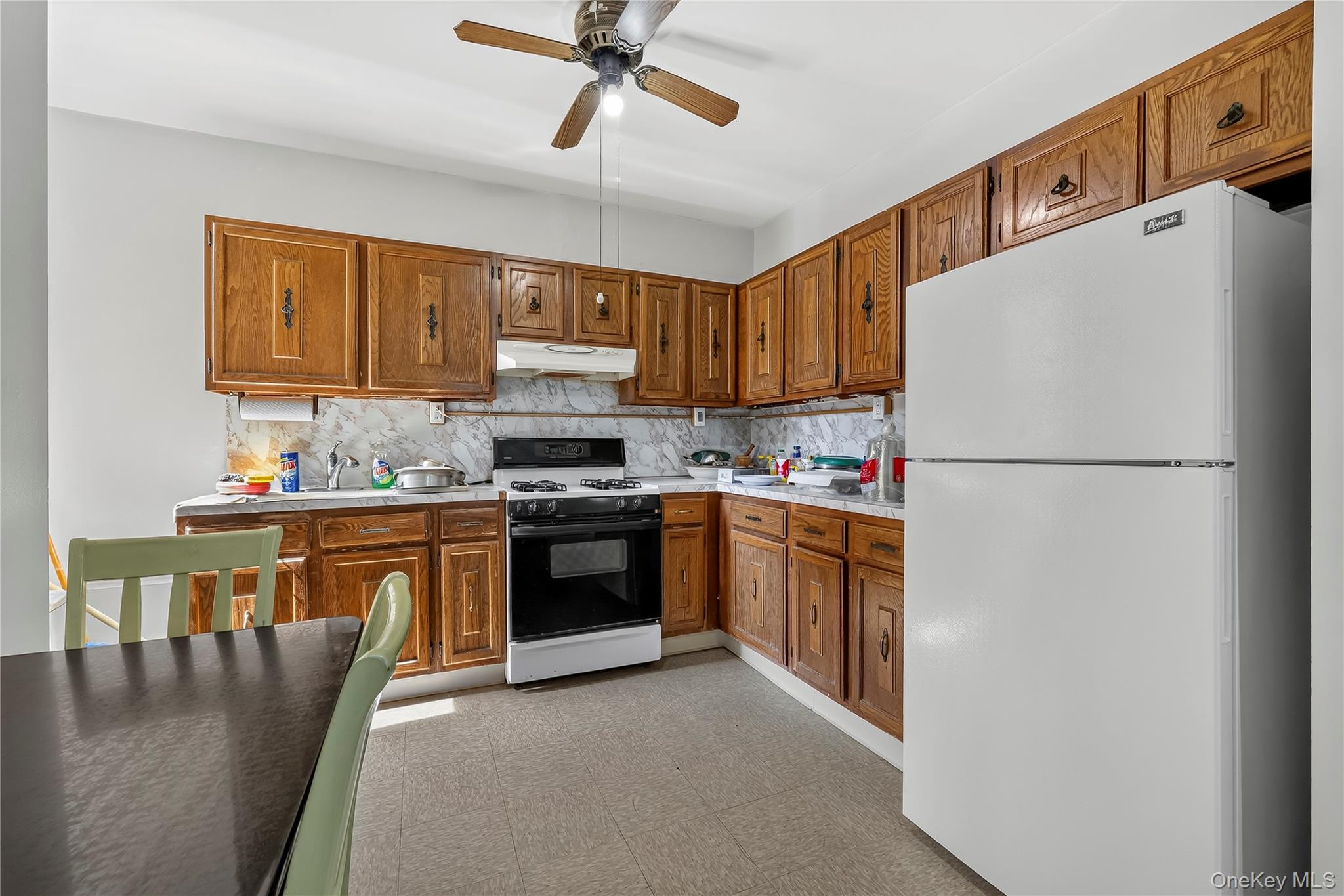 2476 Arthur Avenue Property Photo 29