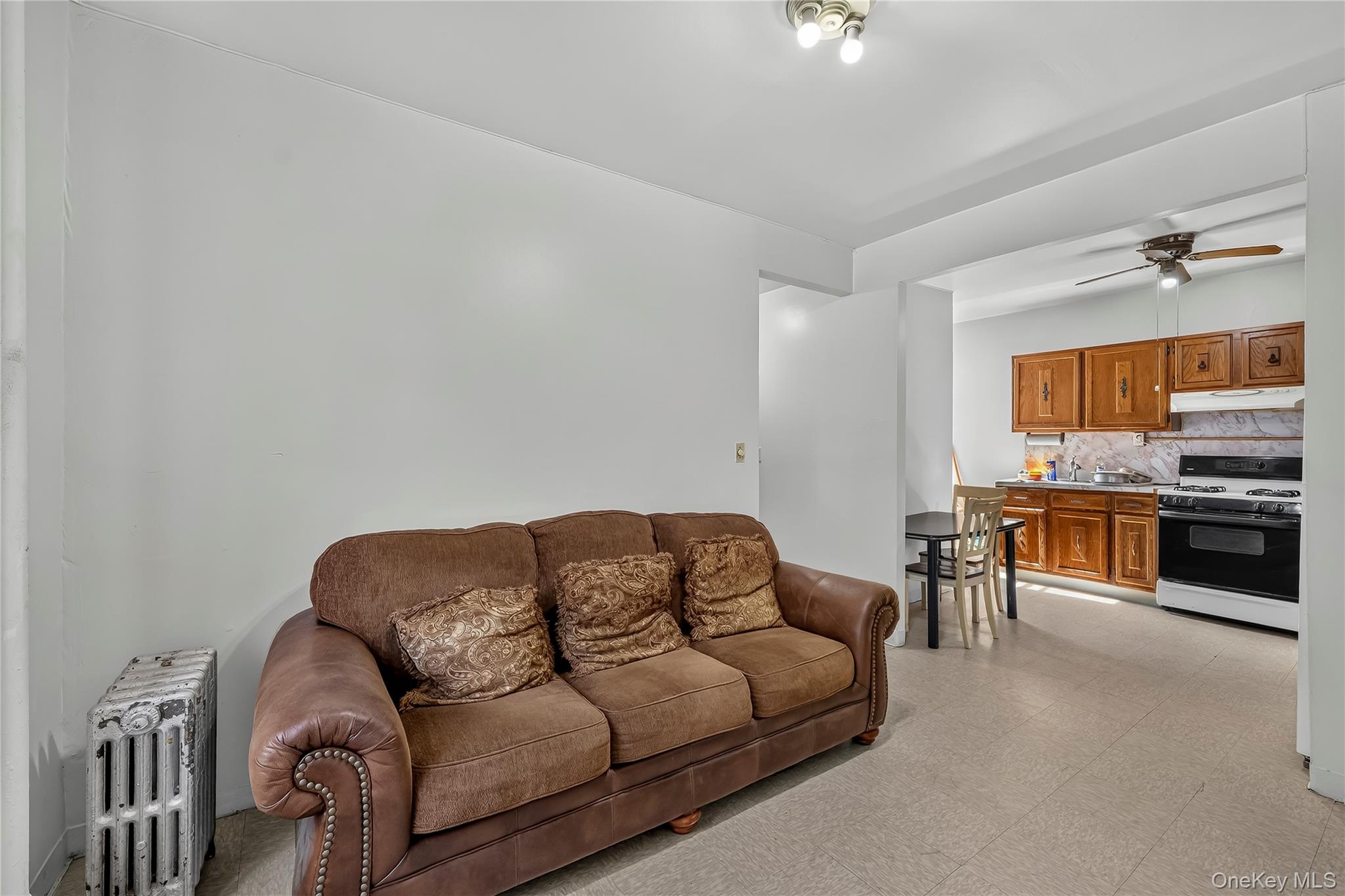 2476 Arthur Avenue Property Photo 32