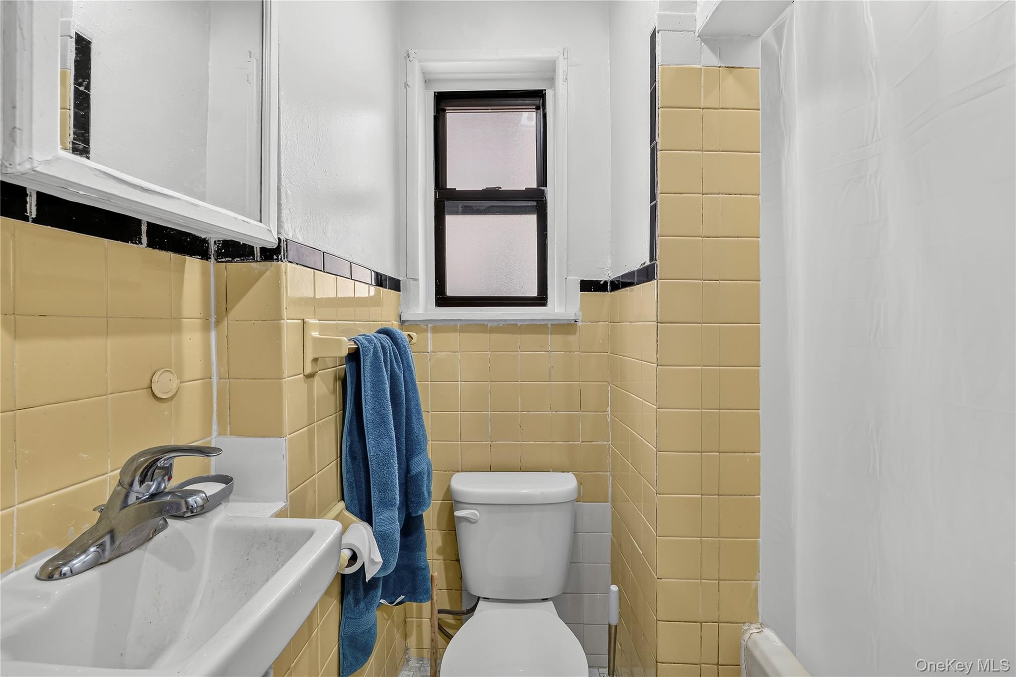 2476 Arthur Avenue Property Photo 33