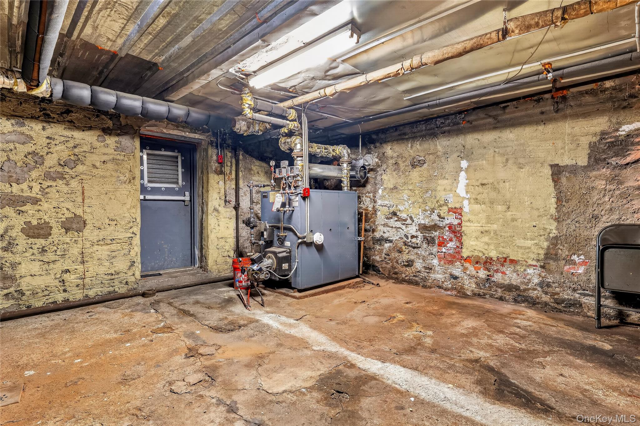 2476 Arthur Avenue Property Photo 34