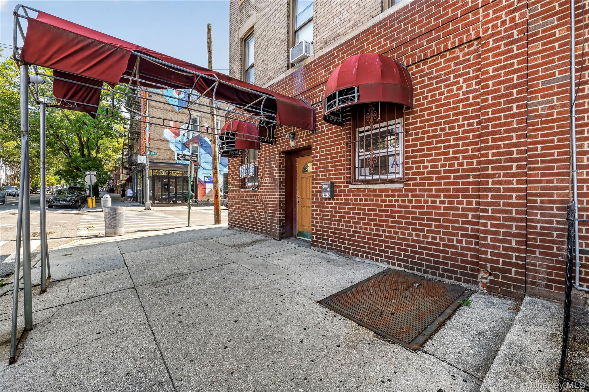 2476 Arthur Avenue Property Photo 41