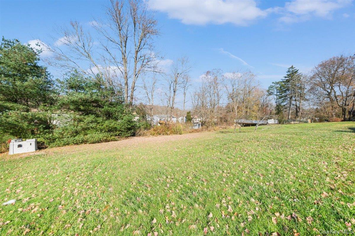 22 Quaker Hill Road Property Photo 37