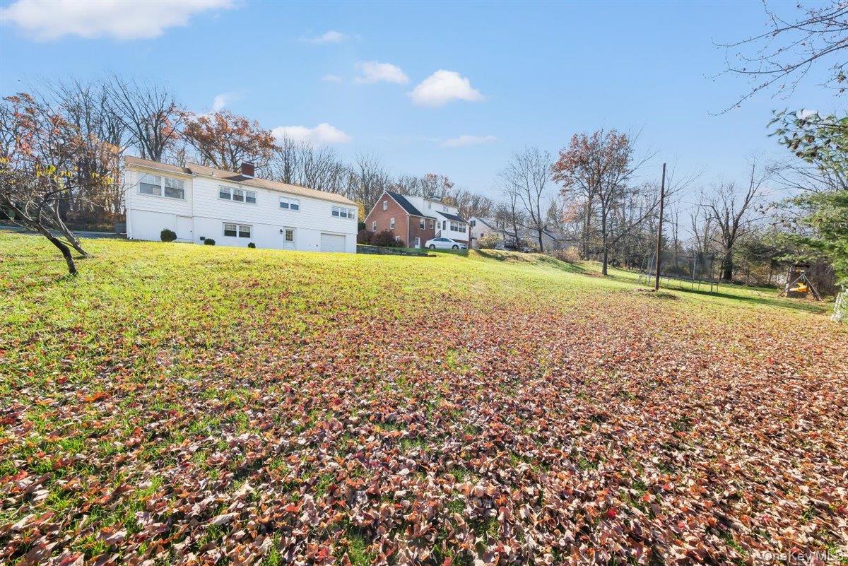 22 Quaker Hill Road Property Photo 40