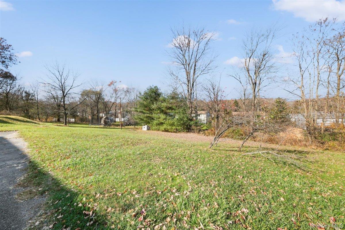 22 Quaker Hill Road Property Photo 41