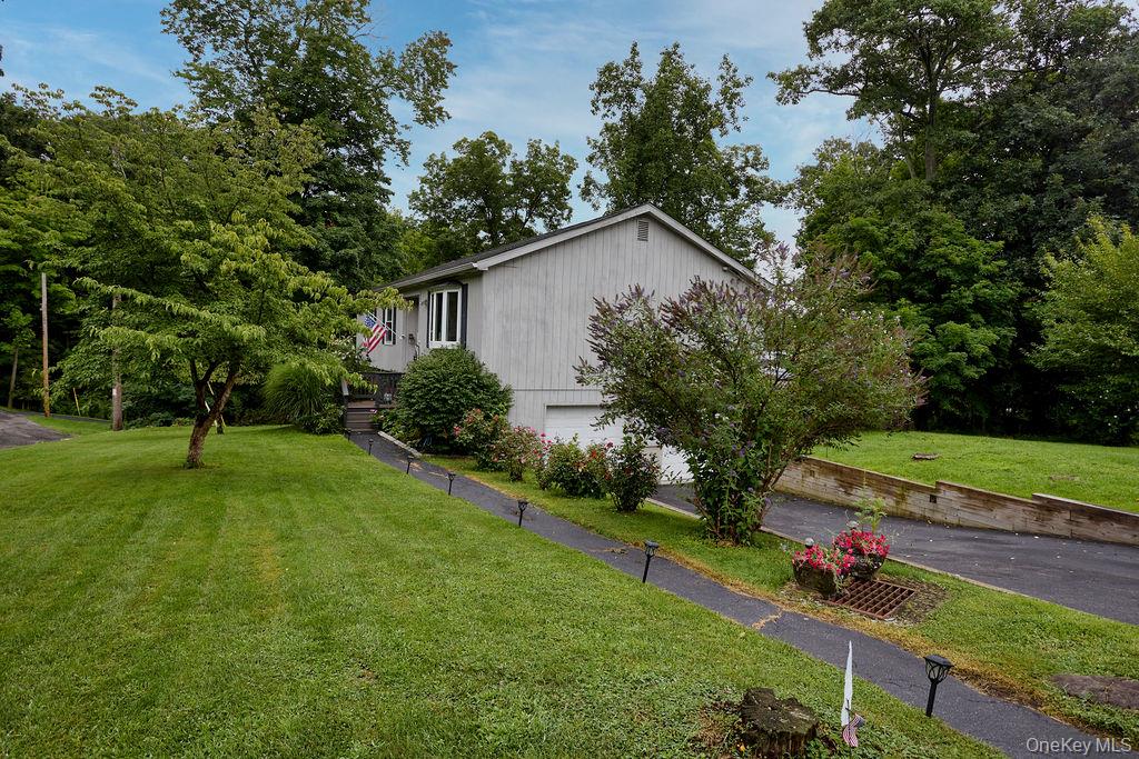 23 Allen Road Property Photo 38