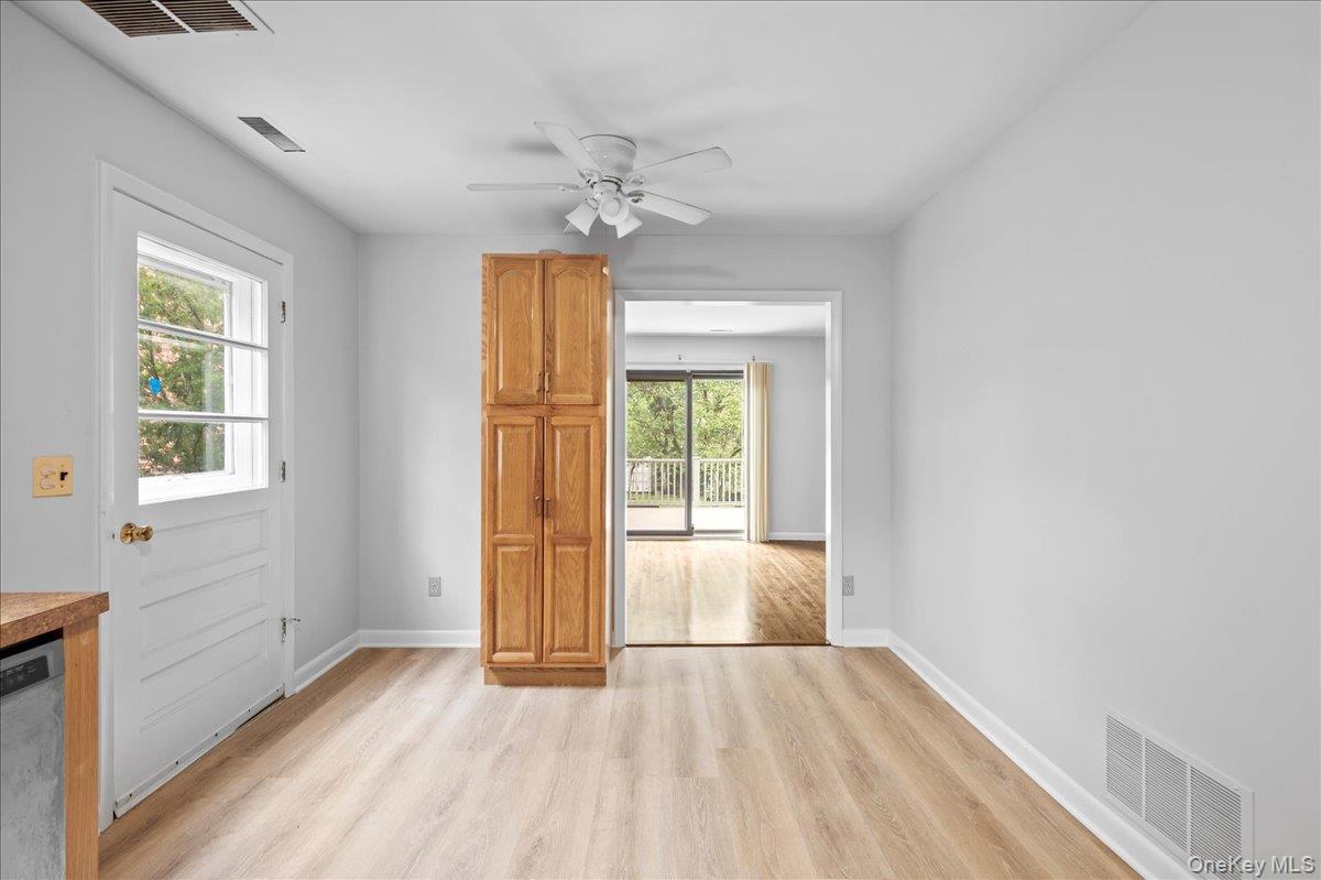 284 Park Avenue Left Side Property Photo 16