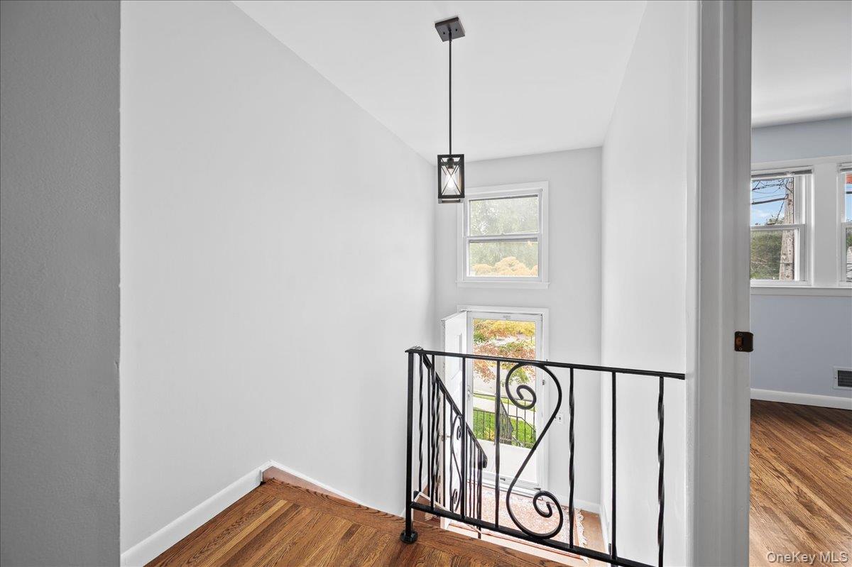 284 Park Avenue Left Side Property Photo 19