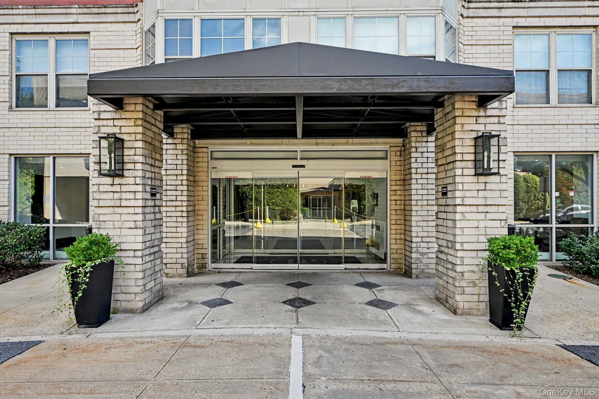 300 Mamaroneck Avenue 303 Property Photo 2