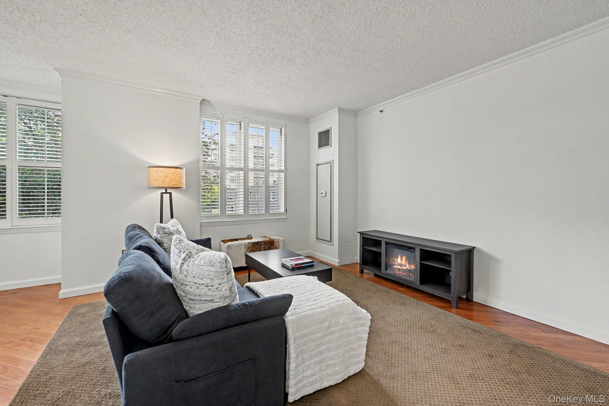 300 Mamaroneck Avenue 303 Property Photo 10