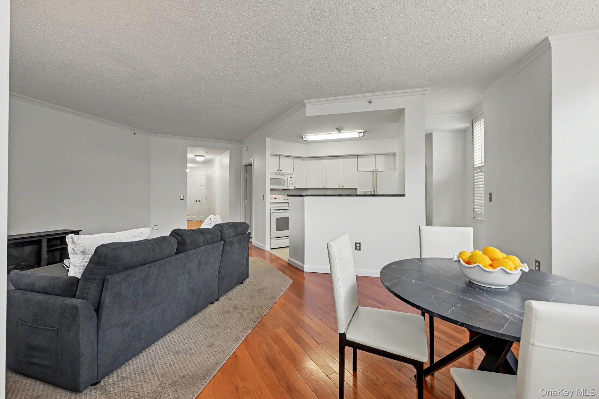 300 Mamaroneck Avenue 303 Property Photo 13