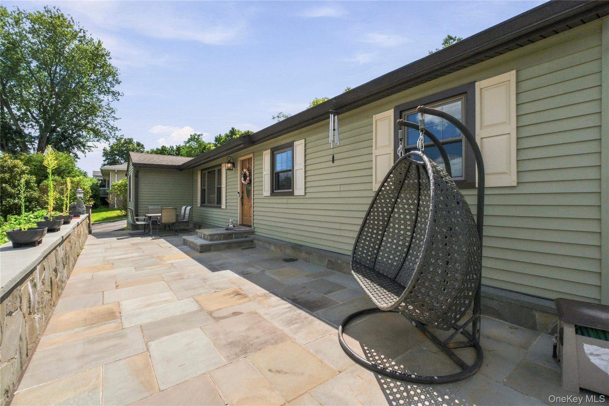 28 Hilltop Drive Property Photo 4