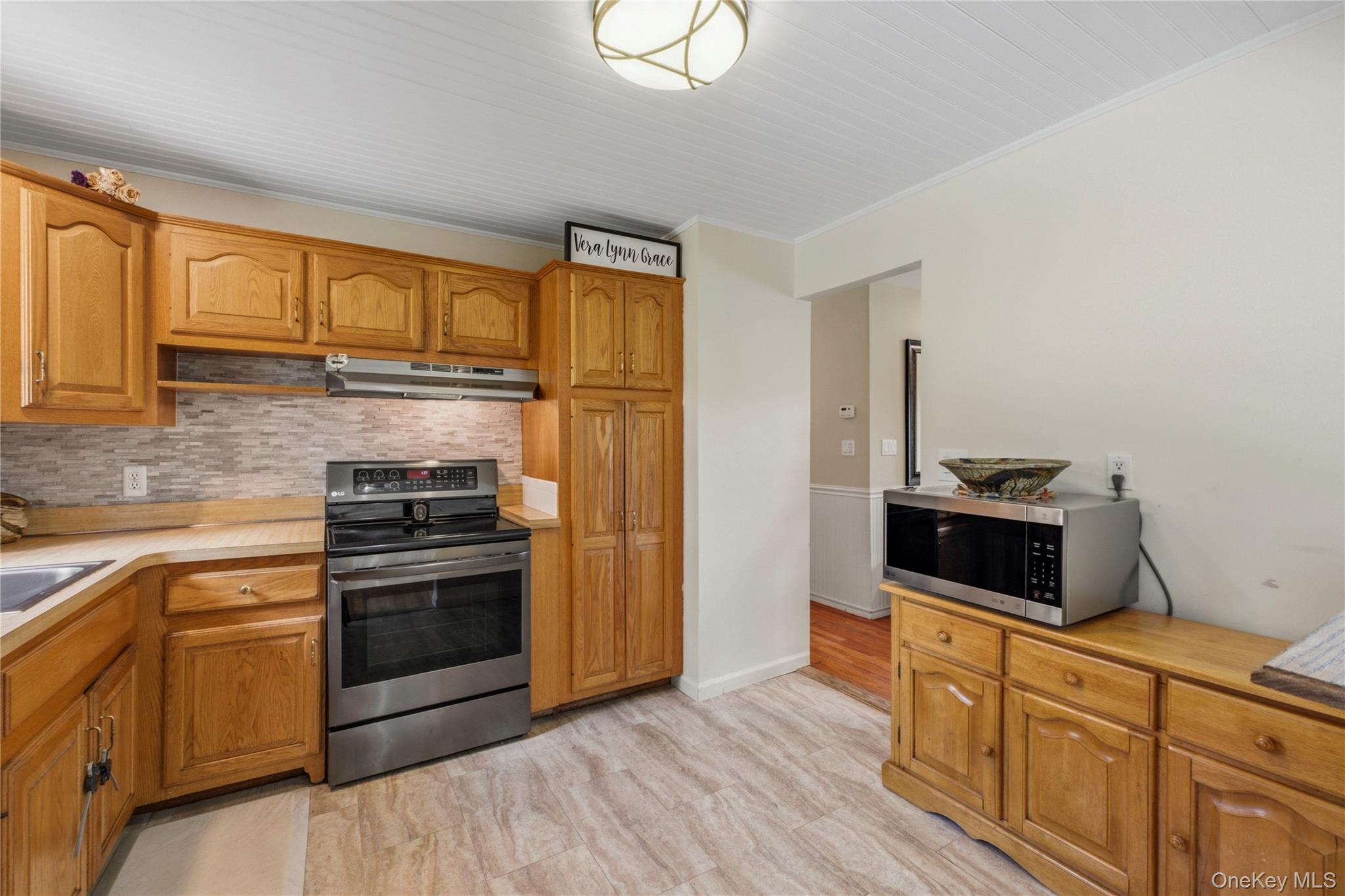 28 Hilltop Drive Property Photo 29