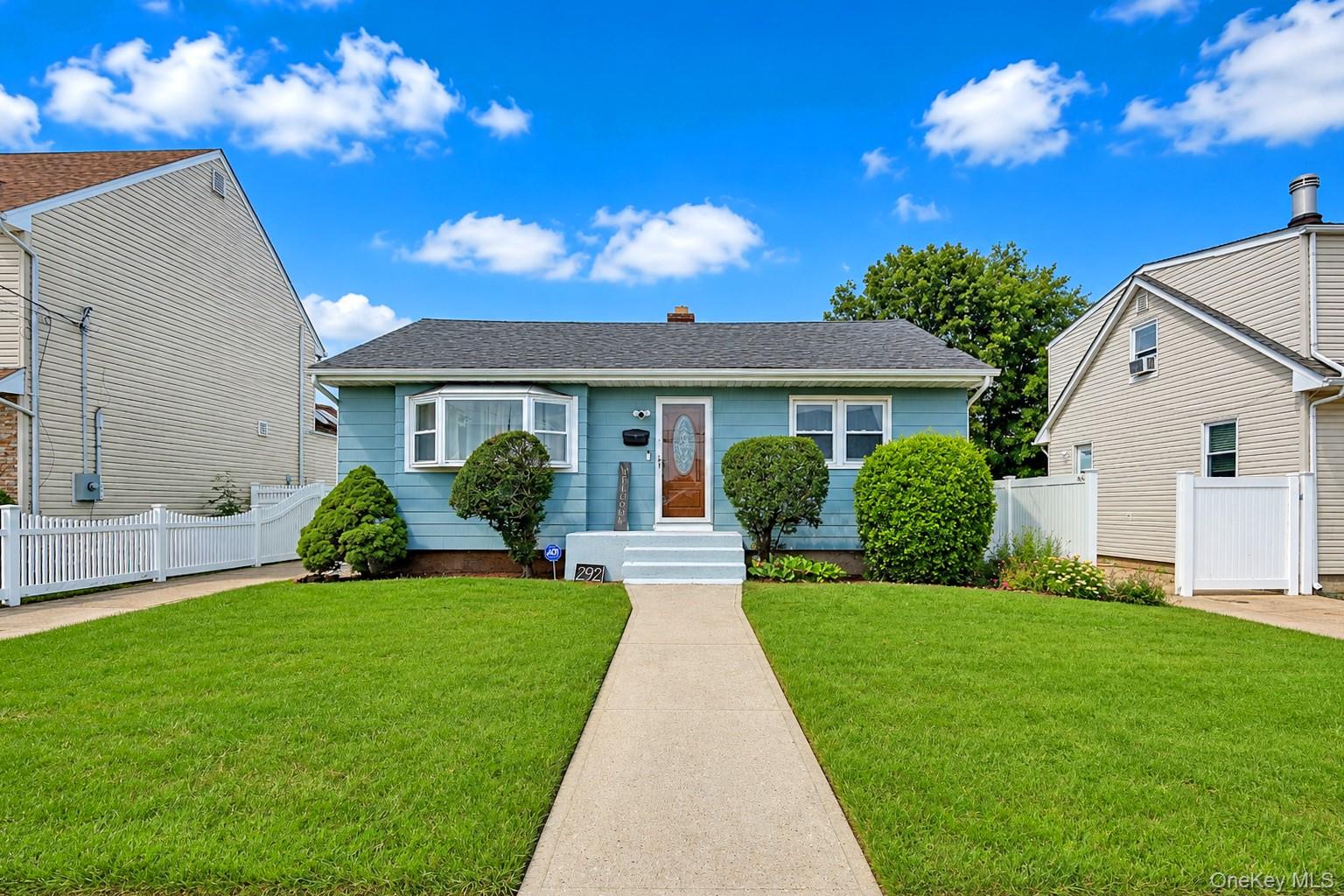 292 Roosevelt Avenue Property Photo 1
