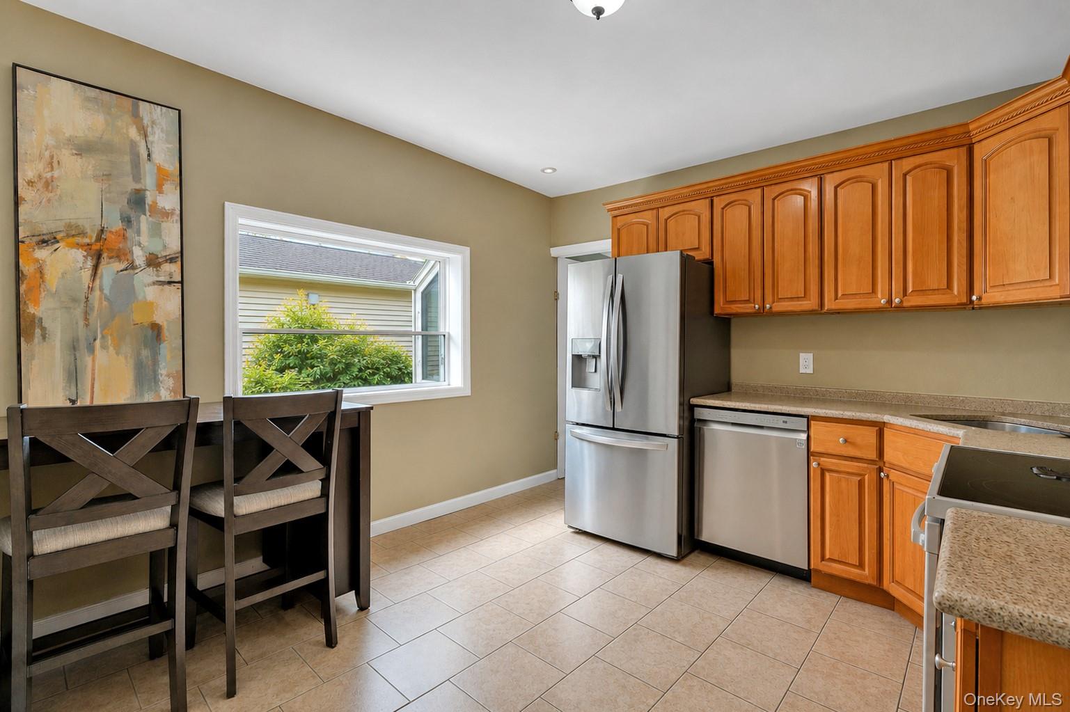 292 Roosevelt Avenue Property Photo 14