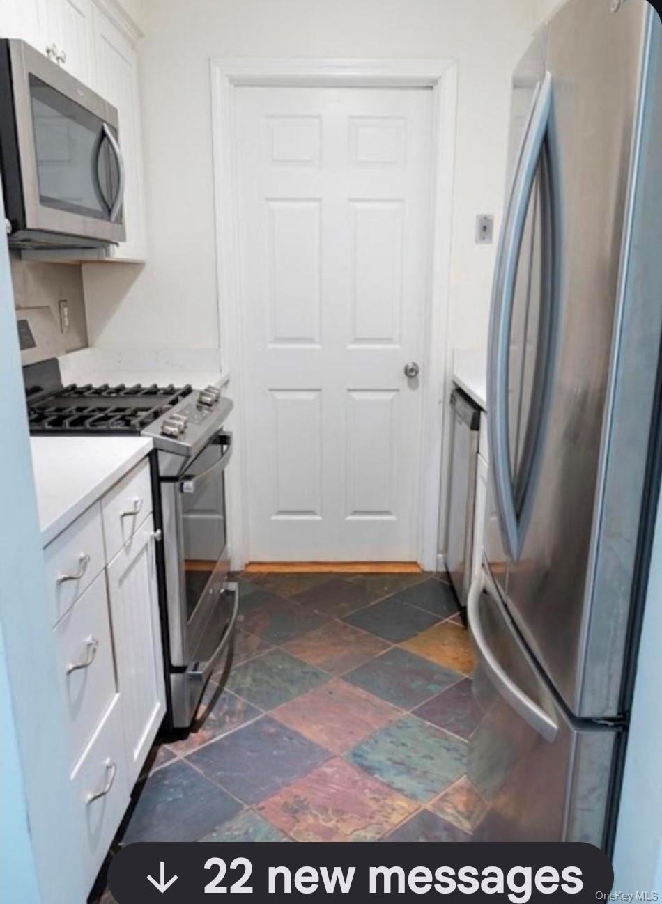 1841 Central Park Avenue 16j Property Photo 7