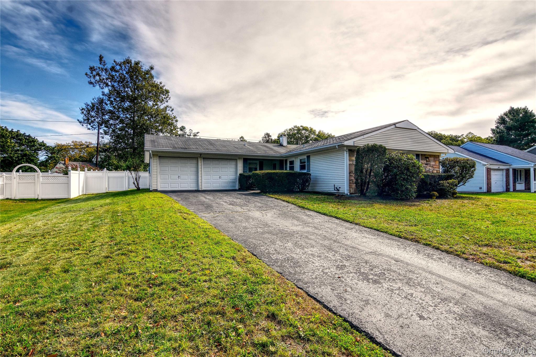 7 Tinder Lane Property Photo 2
