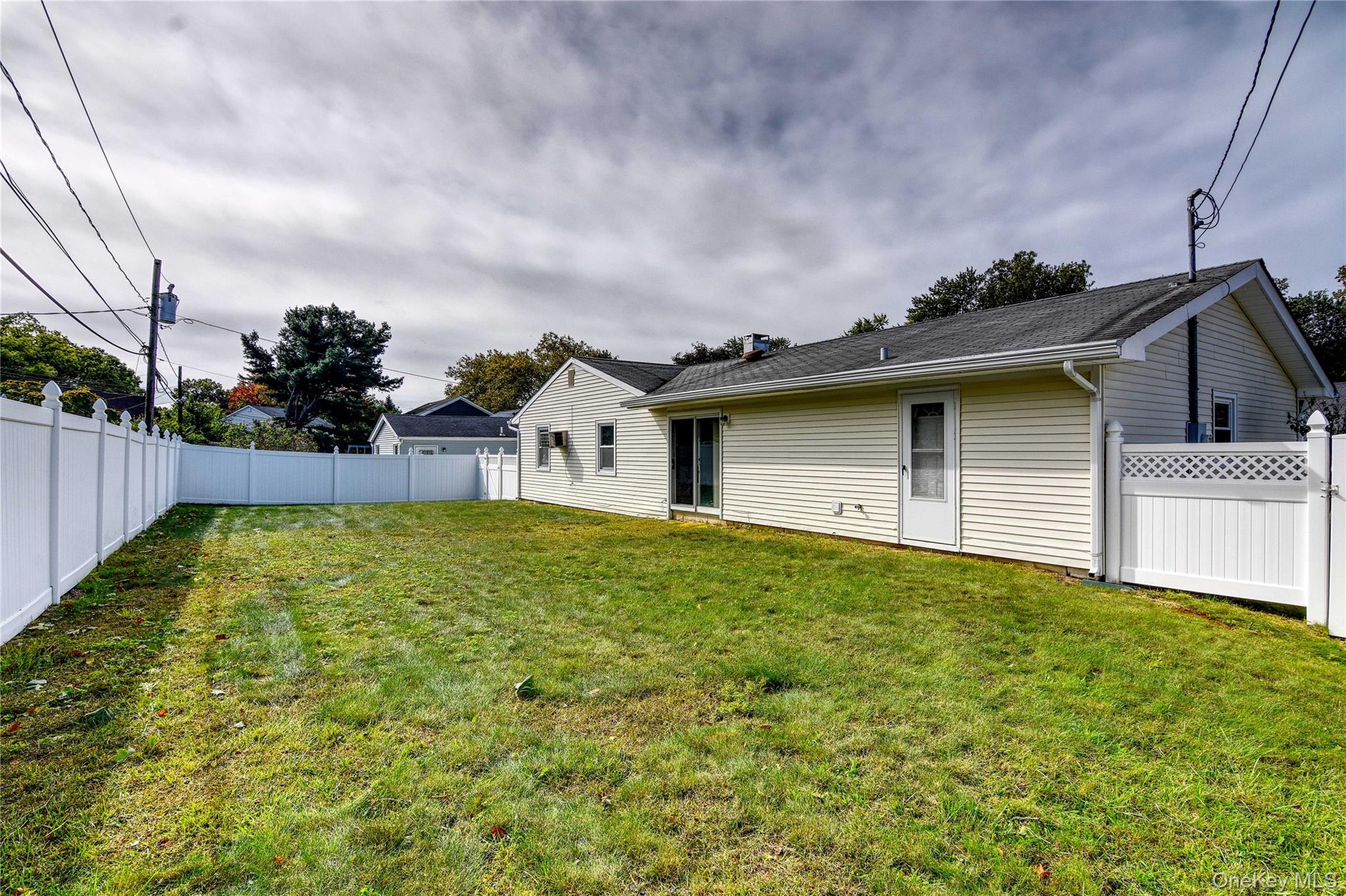 7 Tinder Lane Property Photo 29