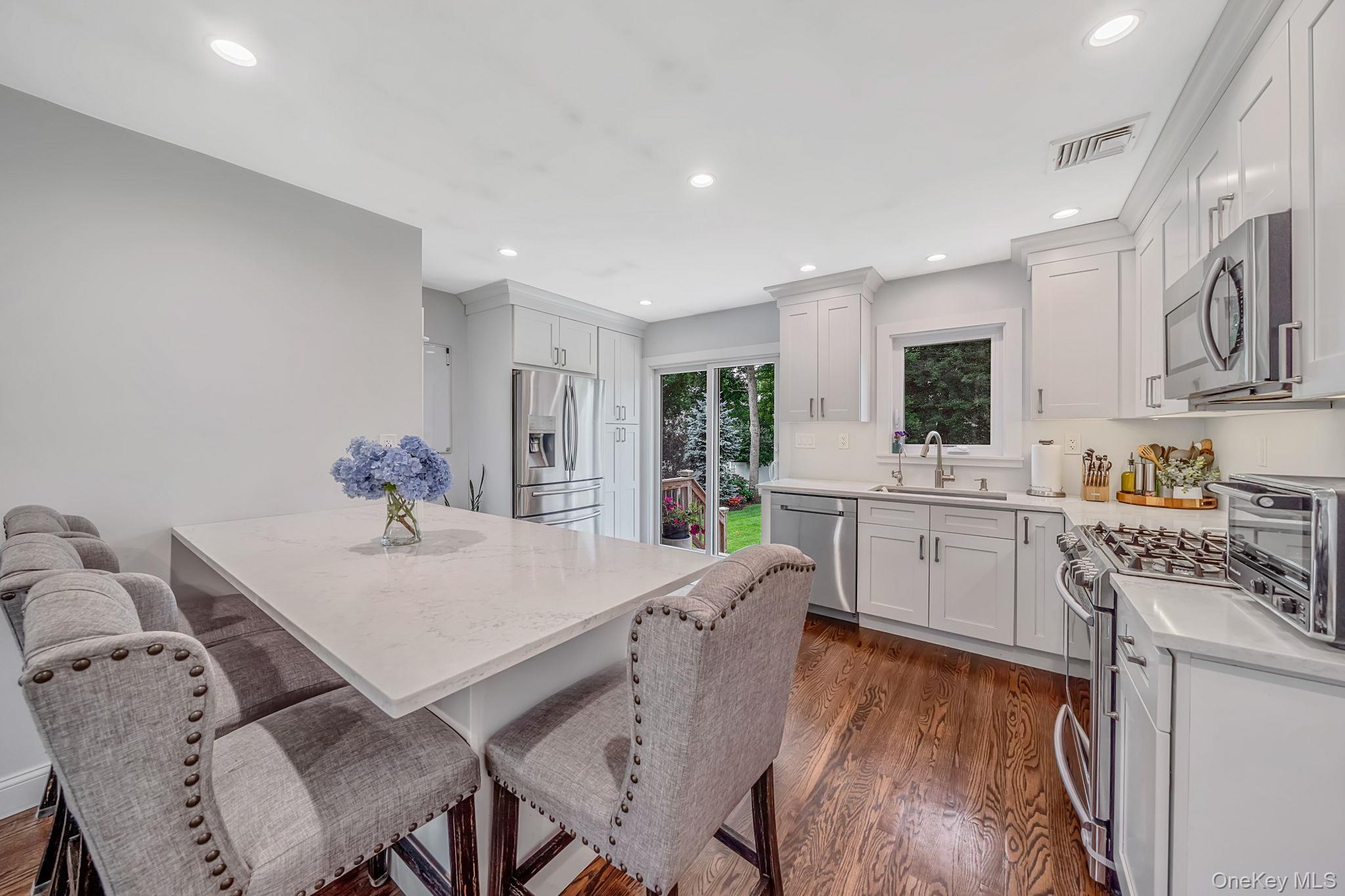 8 Gedney Avenue Property Photo 4