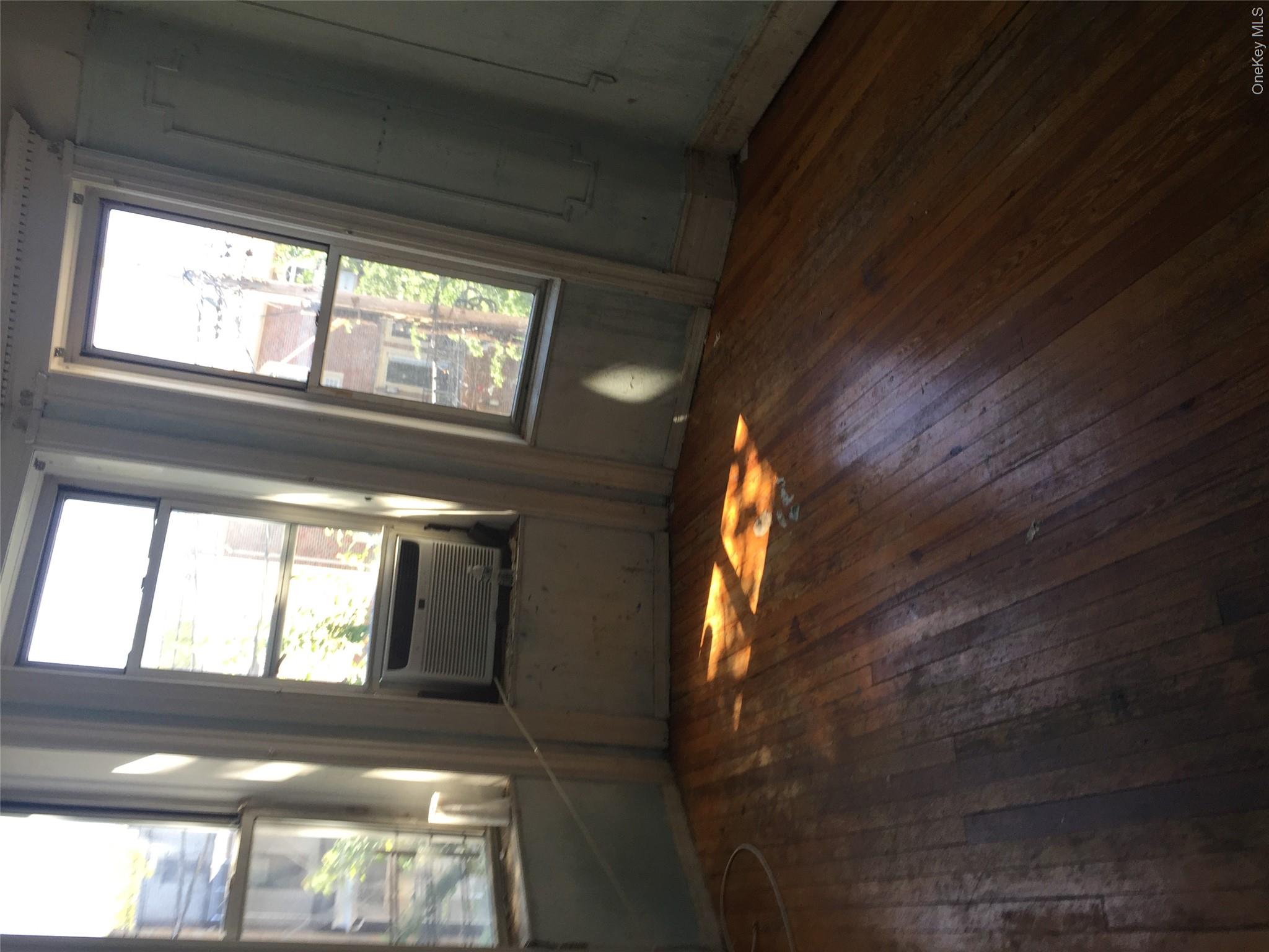 1051 71st Street Property Photo 5