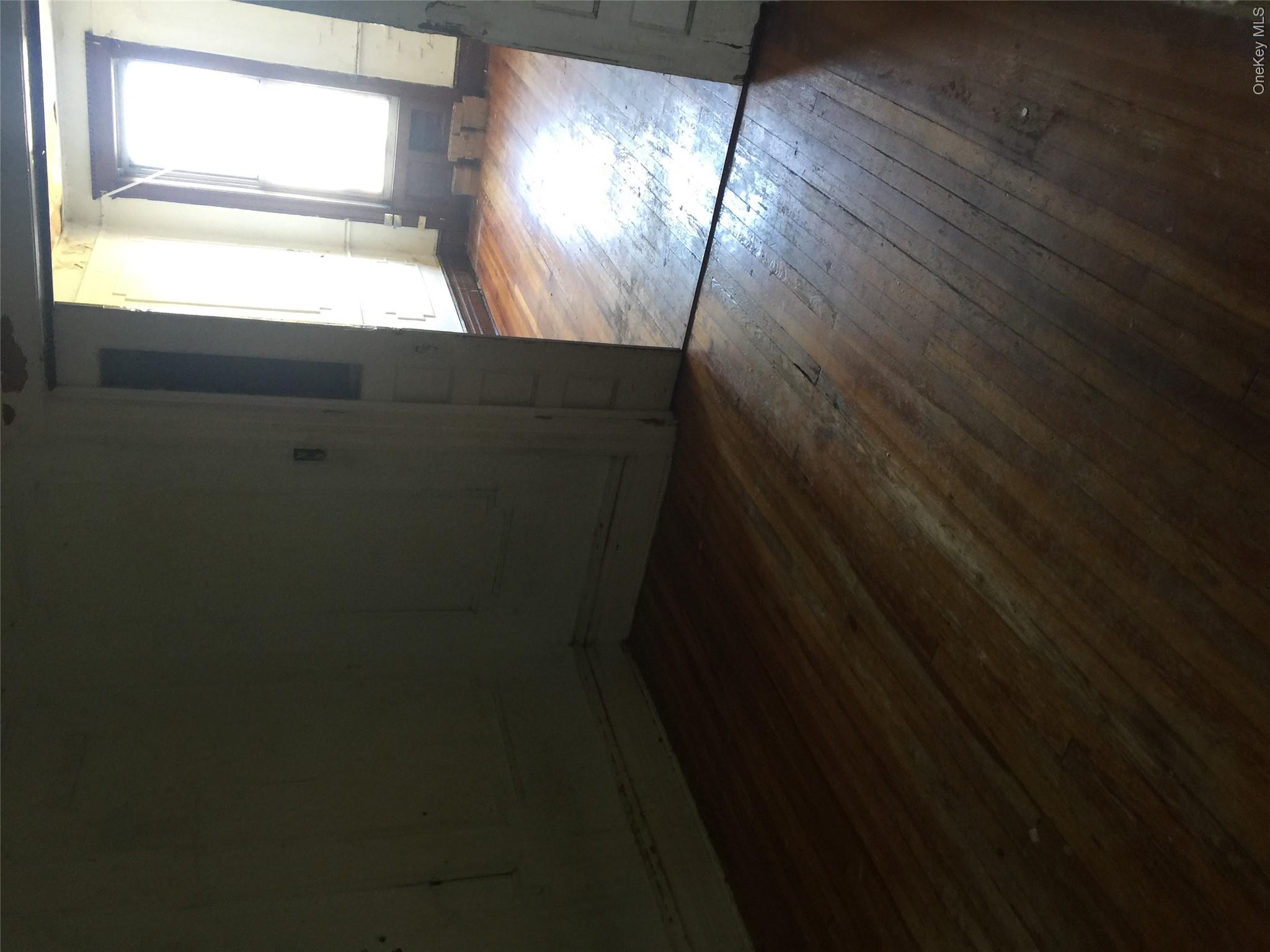 1051 71st Street Property Photo 7