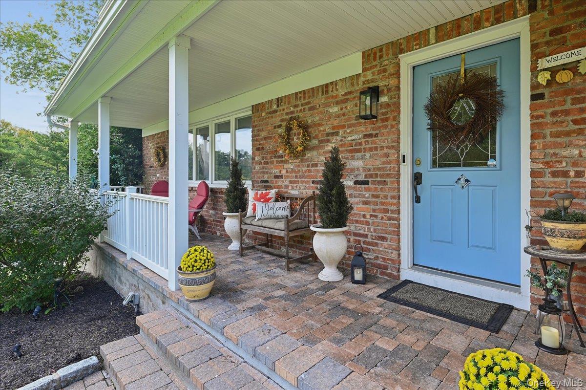 12 Berkshire Drive Property Photo 2