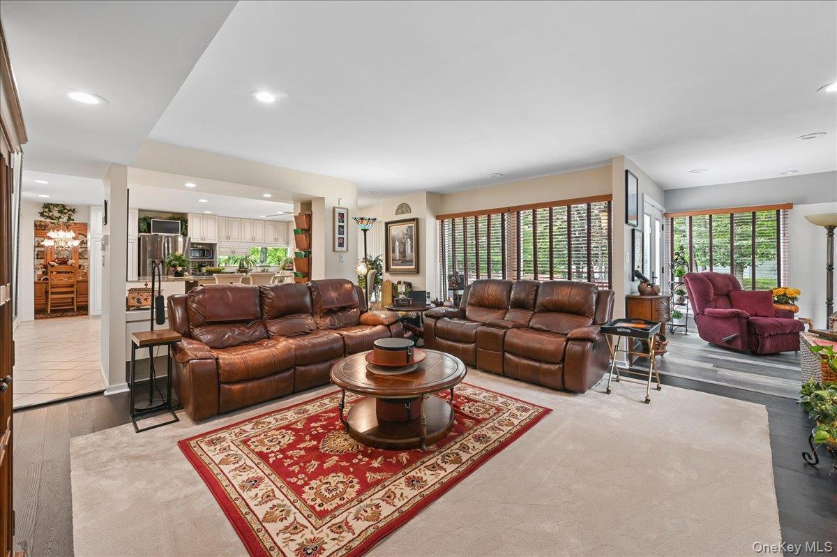 12 Berkshire Drive Property Photo 16
