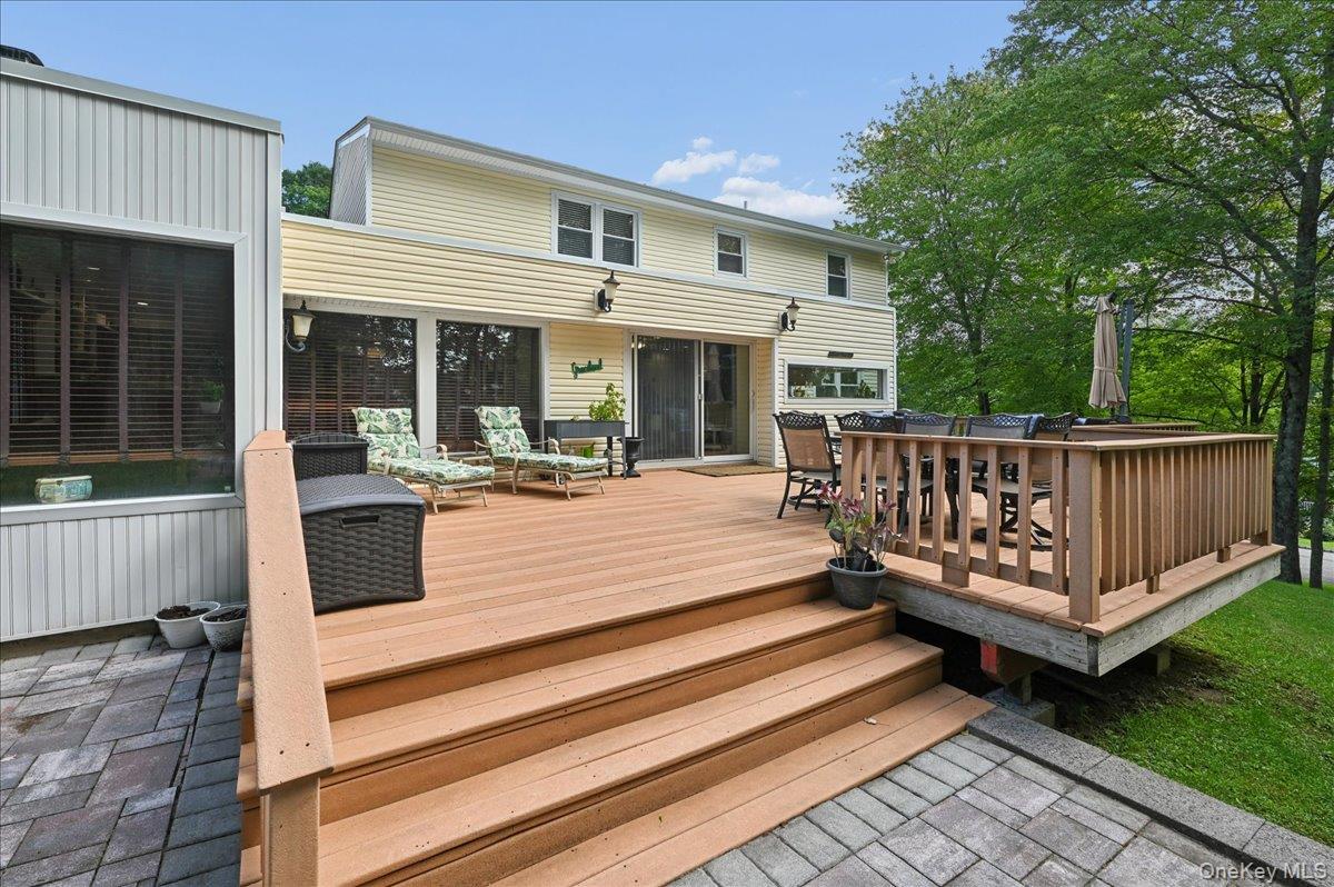 12 Berkshire Drive Property Photo 35