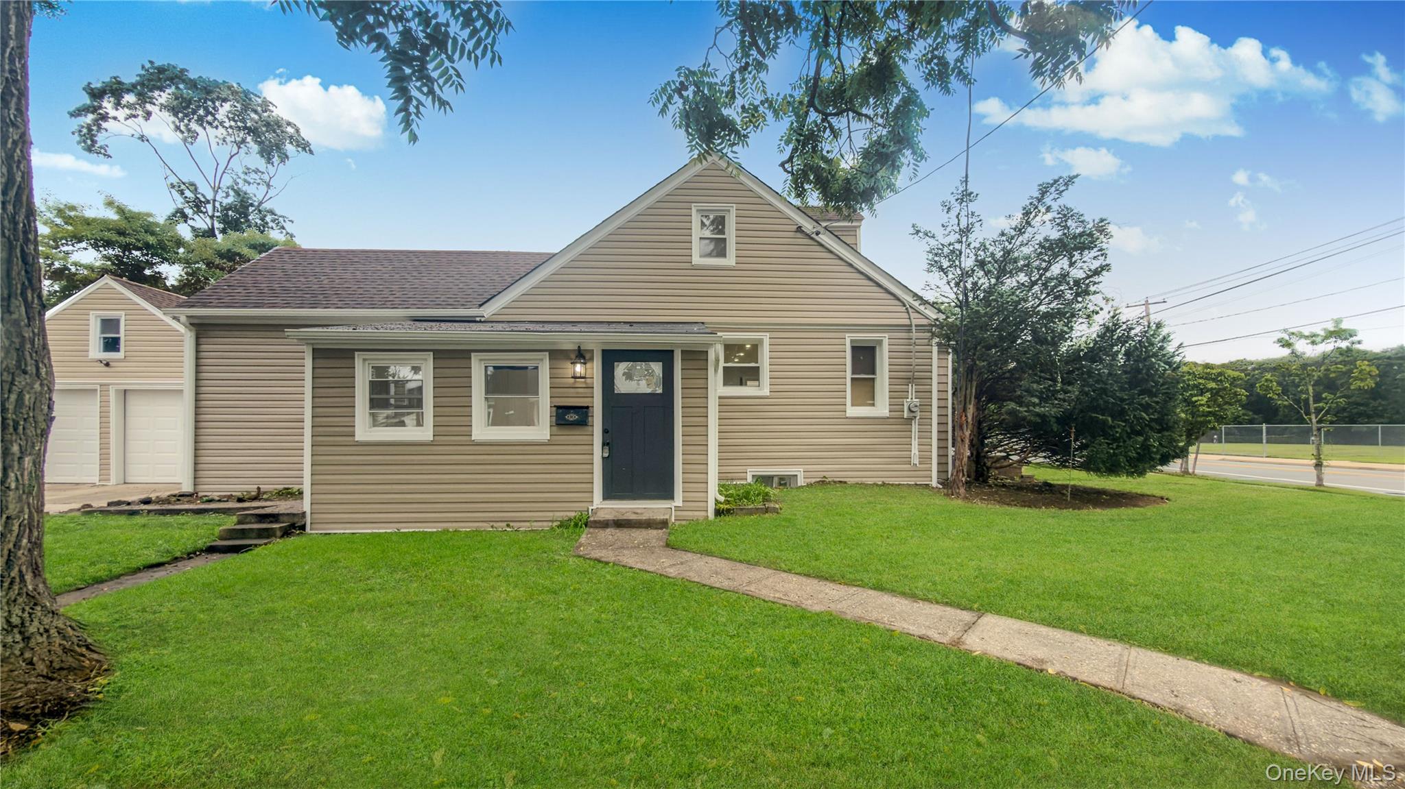 1180 Woodfield Road Property Photo 4