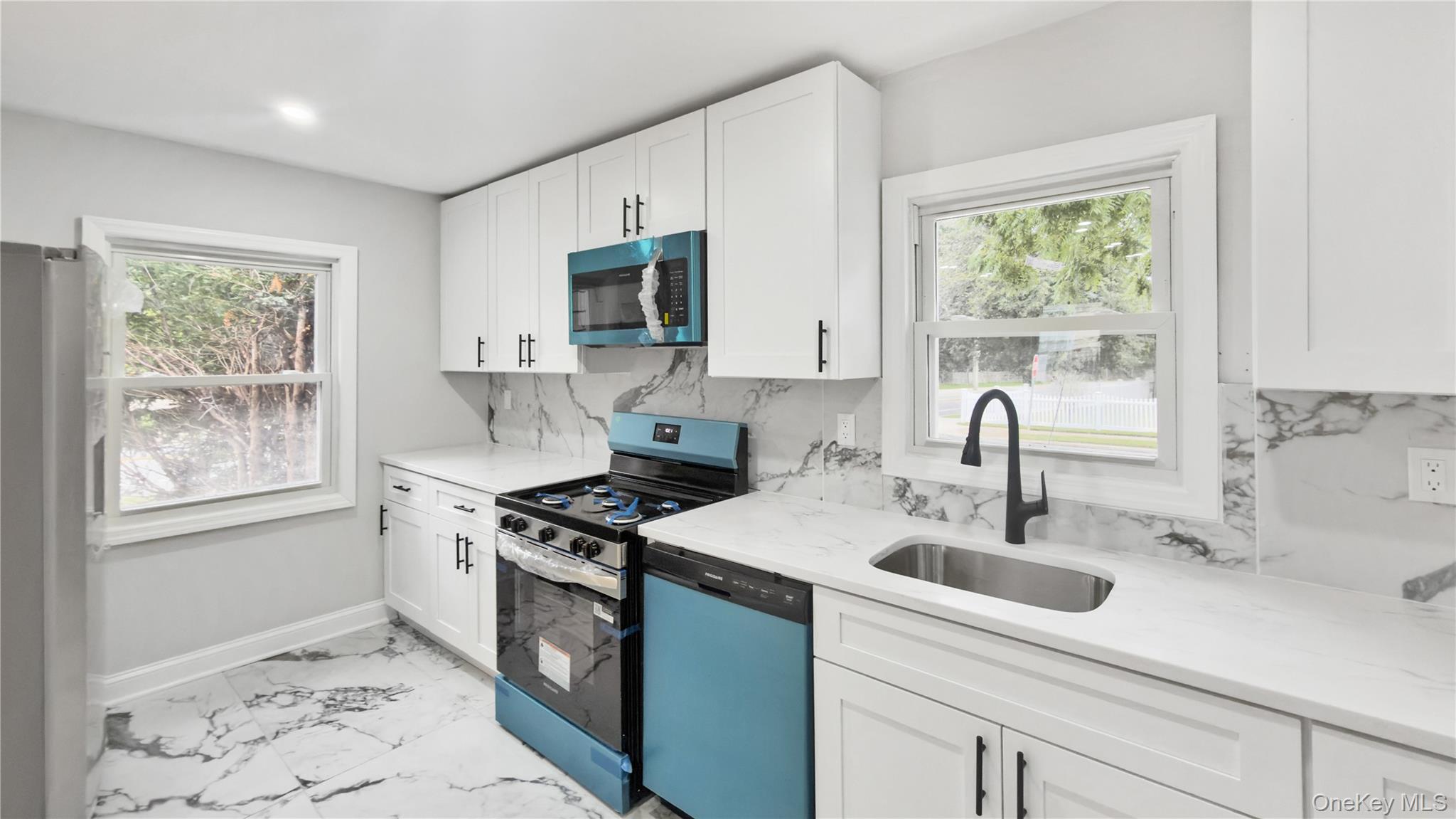 1180 Woodfield Road Property Photo 20