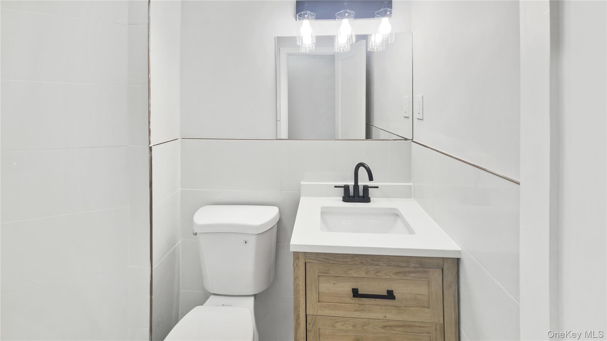 1180 Woodfield Road Property Photo 25