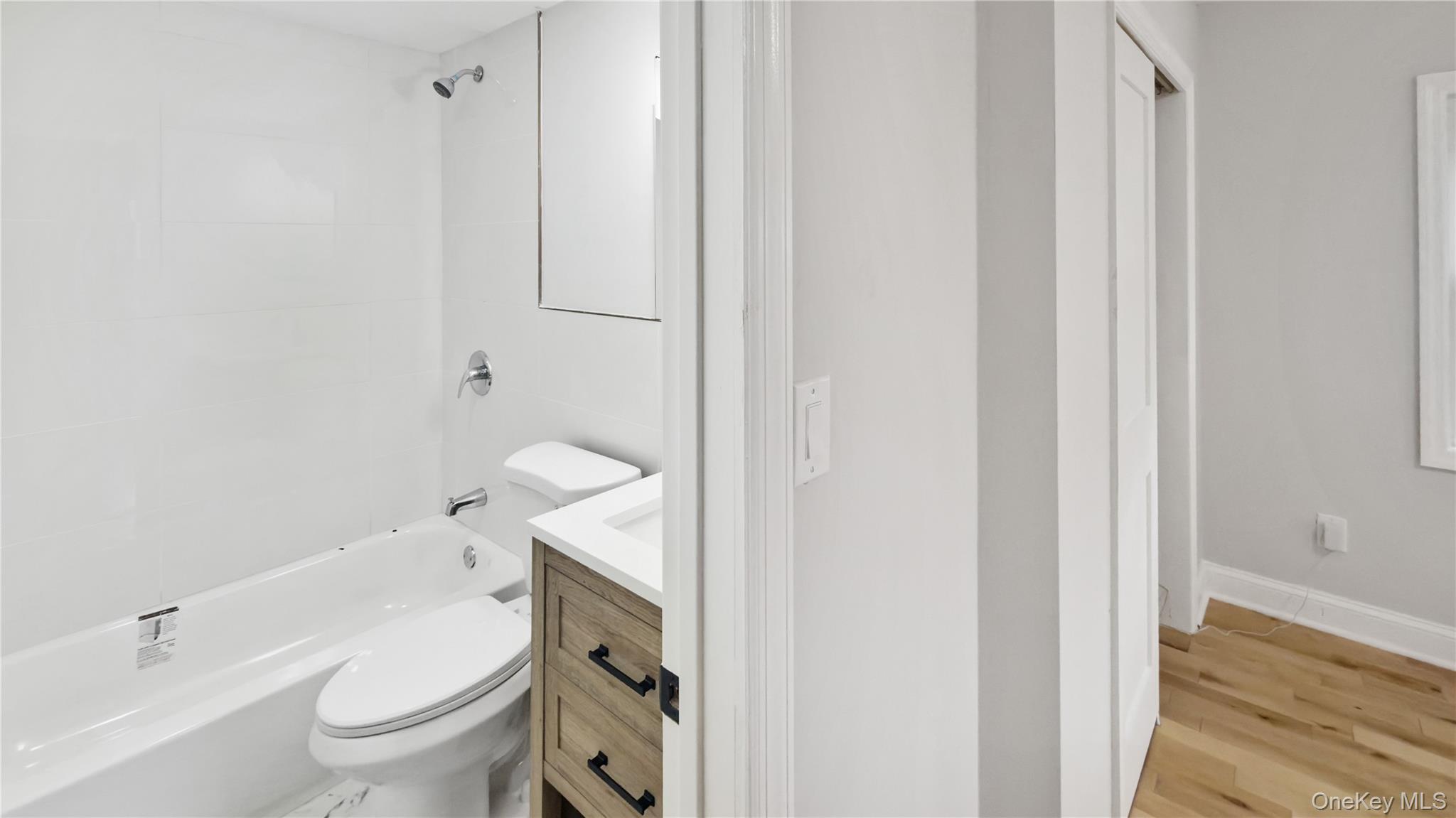 1180 Woodfield Road Property Photo 32