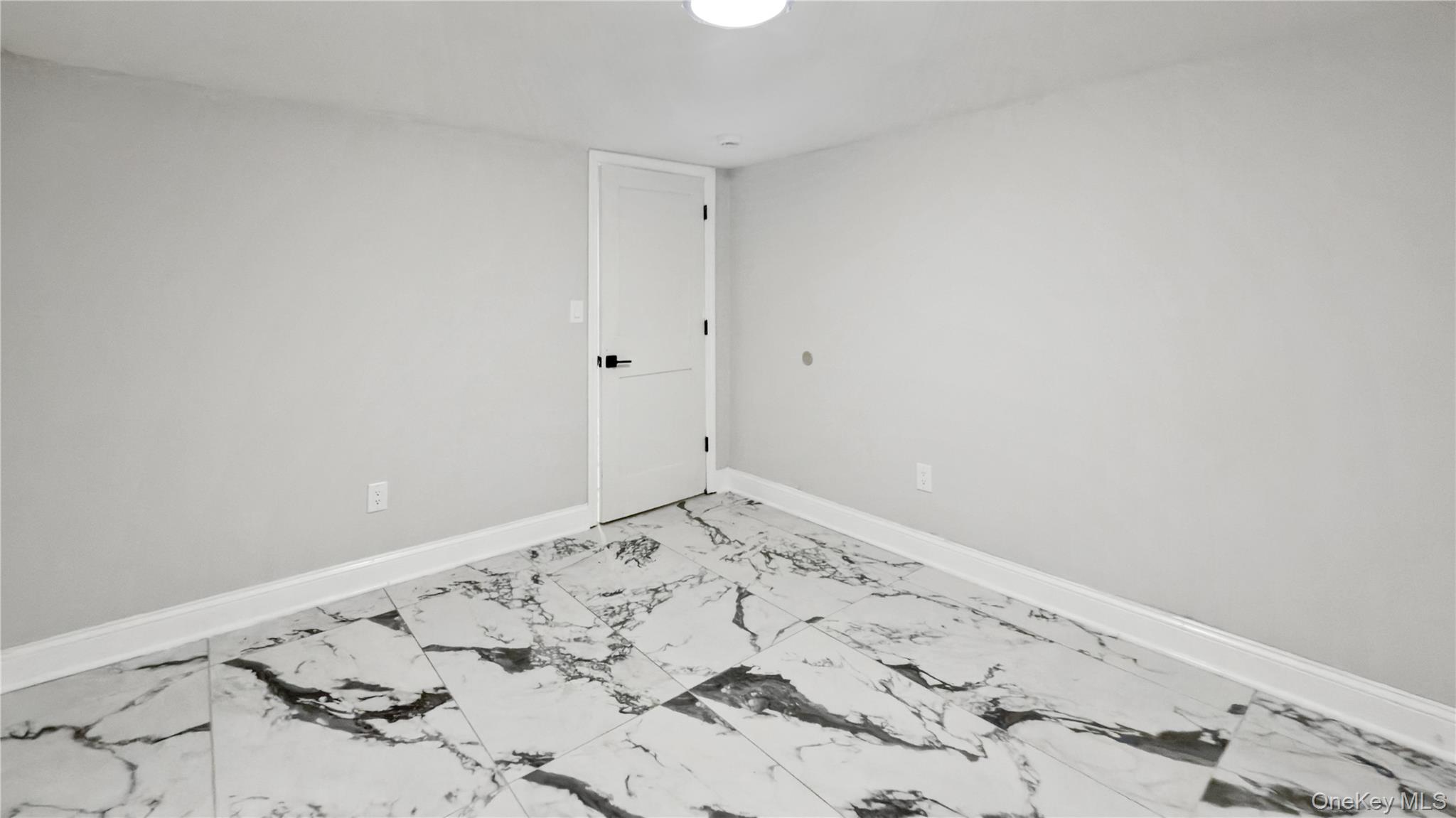 1180 Woodfield Road Property Photo 44
