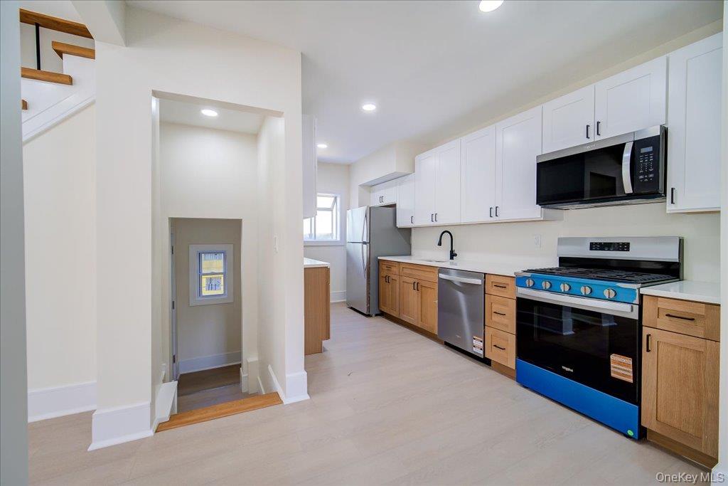 11 Maple Street Property Photo 3