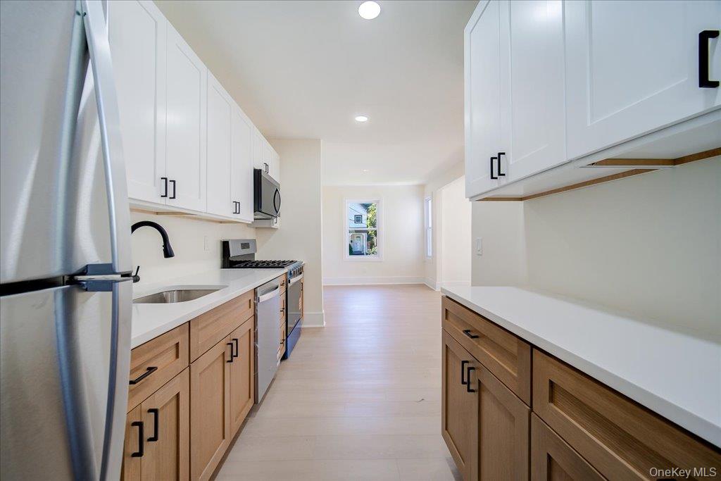 11 Maple Street Property Photo 6