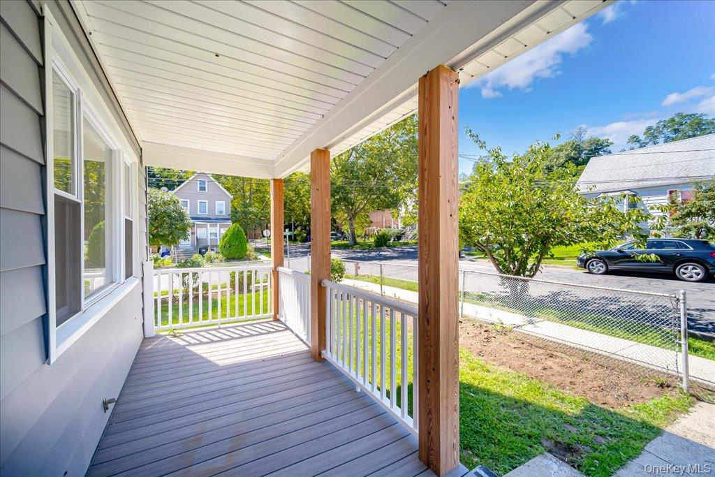 11 Maple Street Property Photo 19