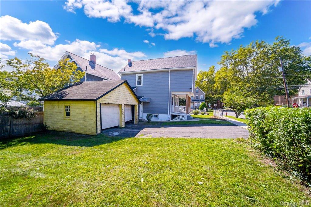 11 Maple Street Property Photo 20