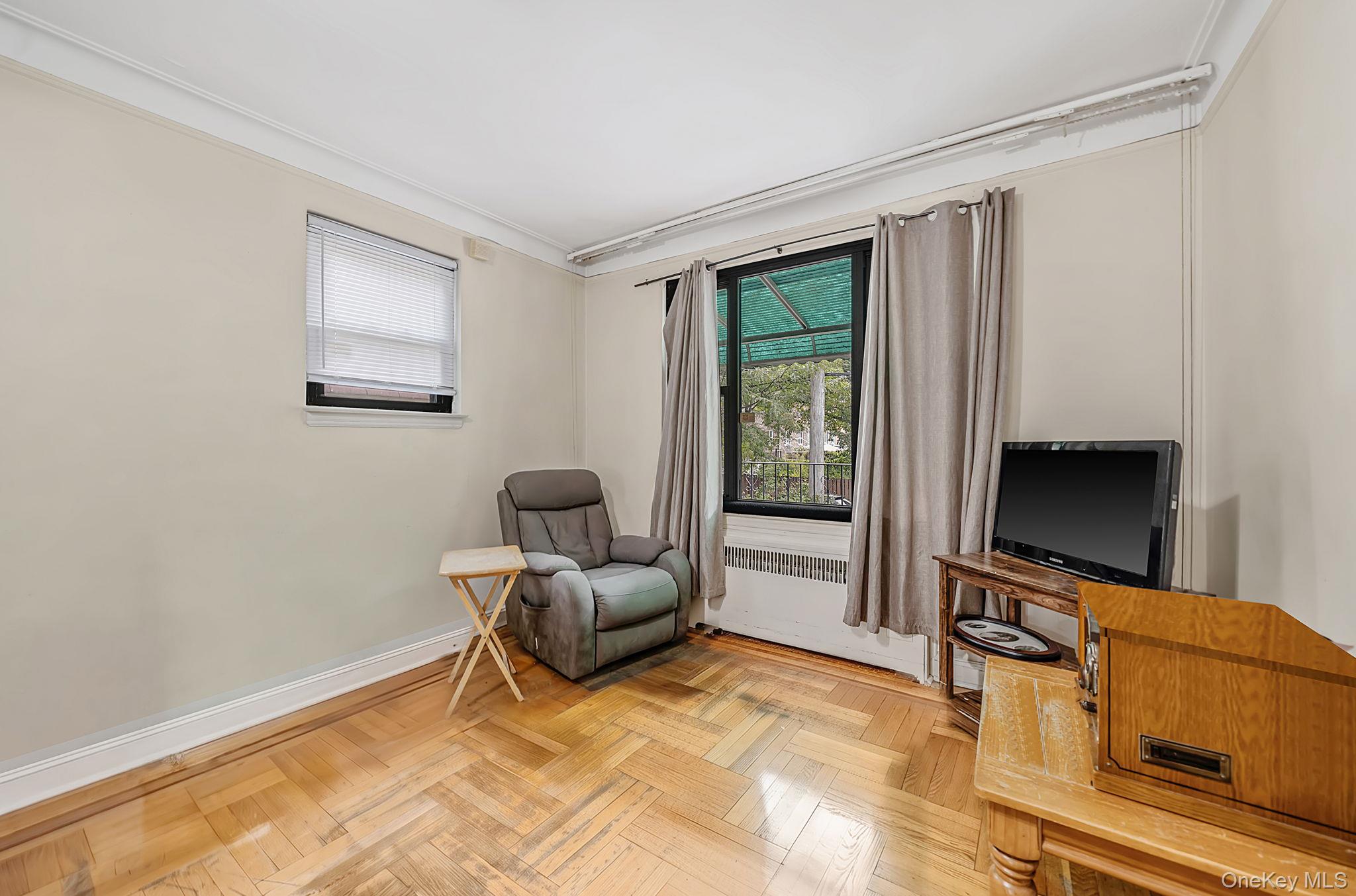 1610 Paulding Avenue Property Photo 8
