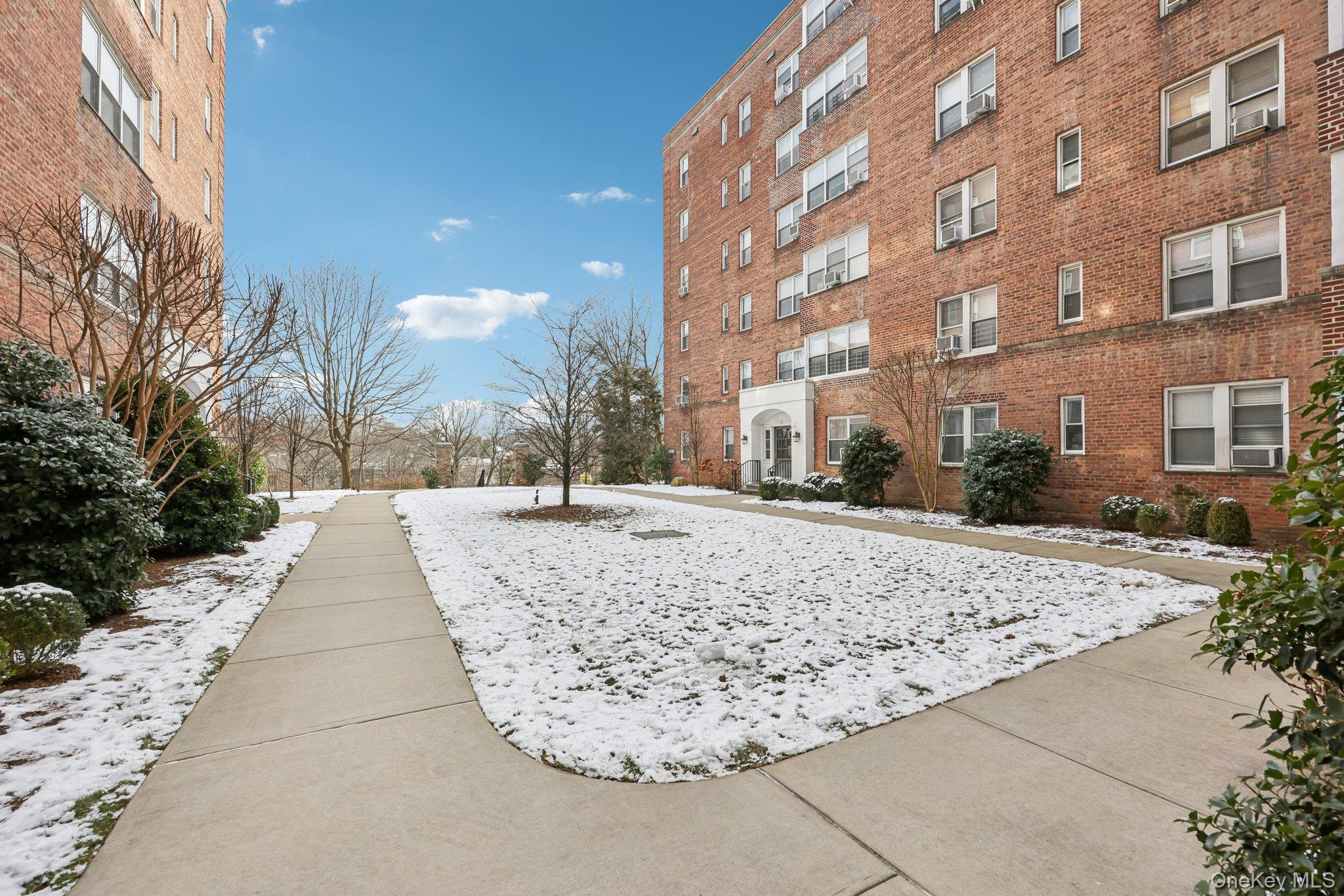 1 Bronxville Road 3s Property Photo 24