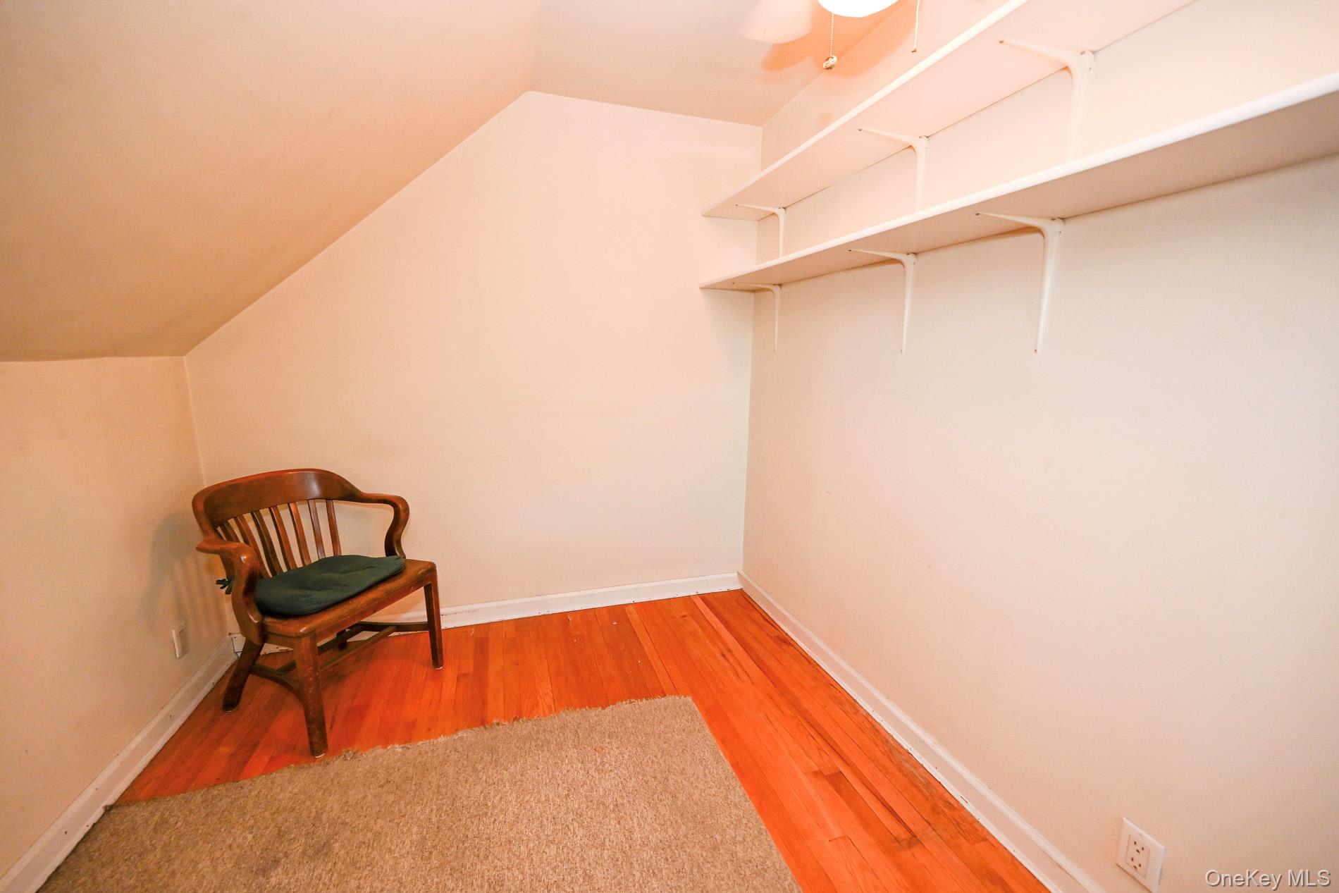 2297 Girard Place Property Photo 17