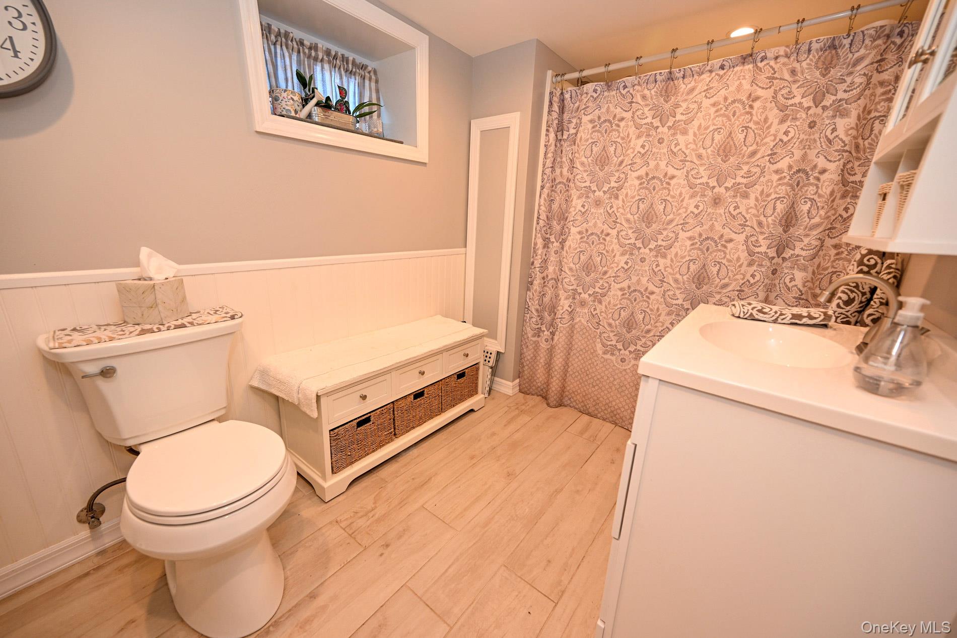2297 Girard Place Property Photo 19