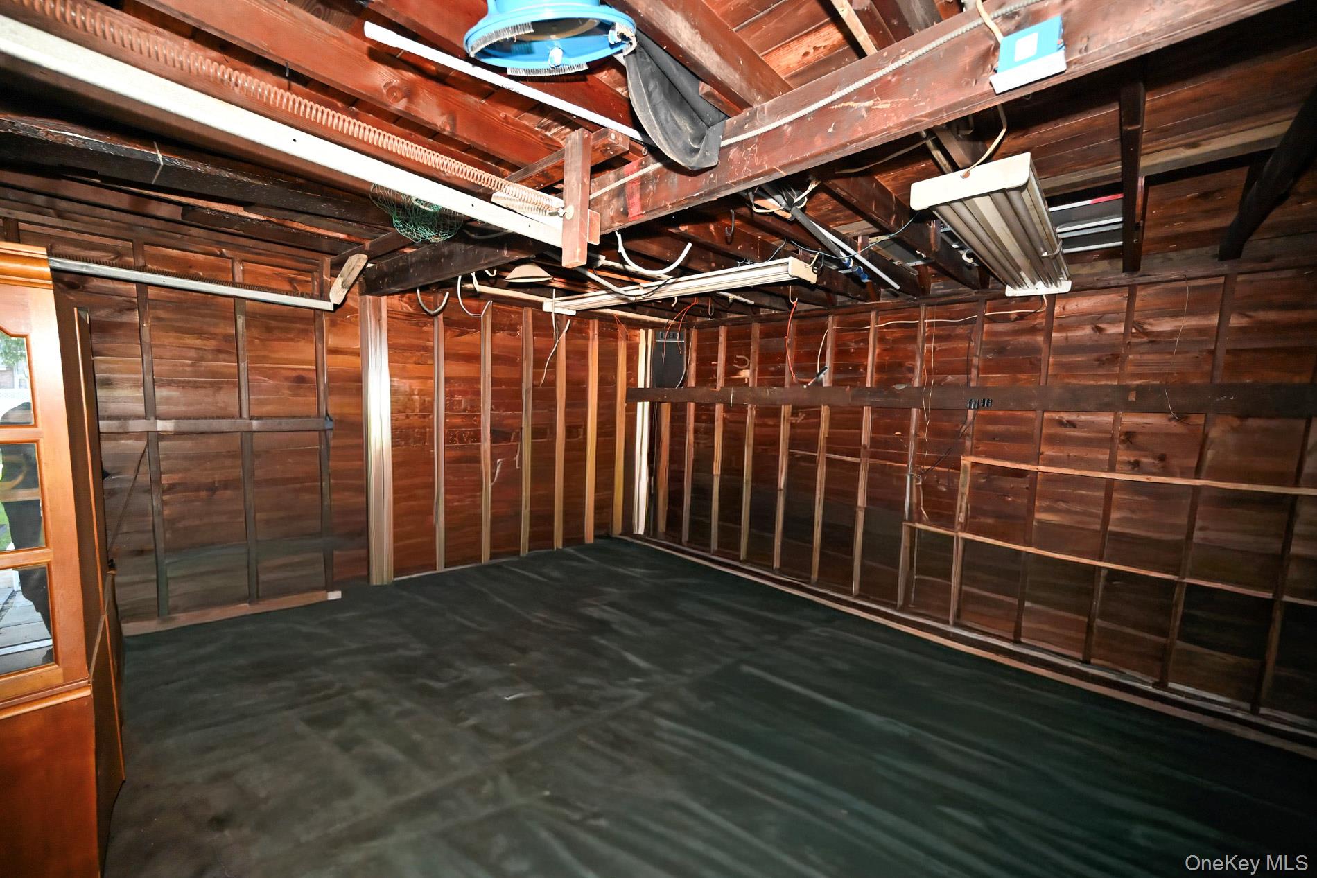 2297 Girard Place Property Photo 30