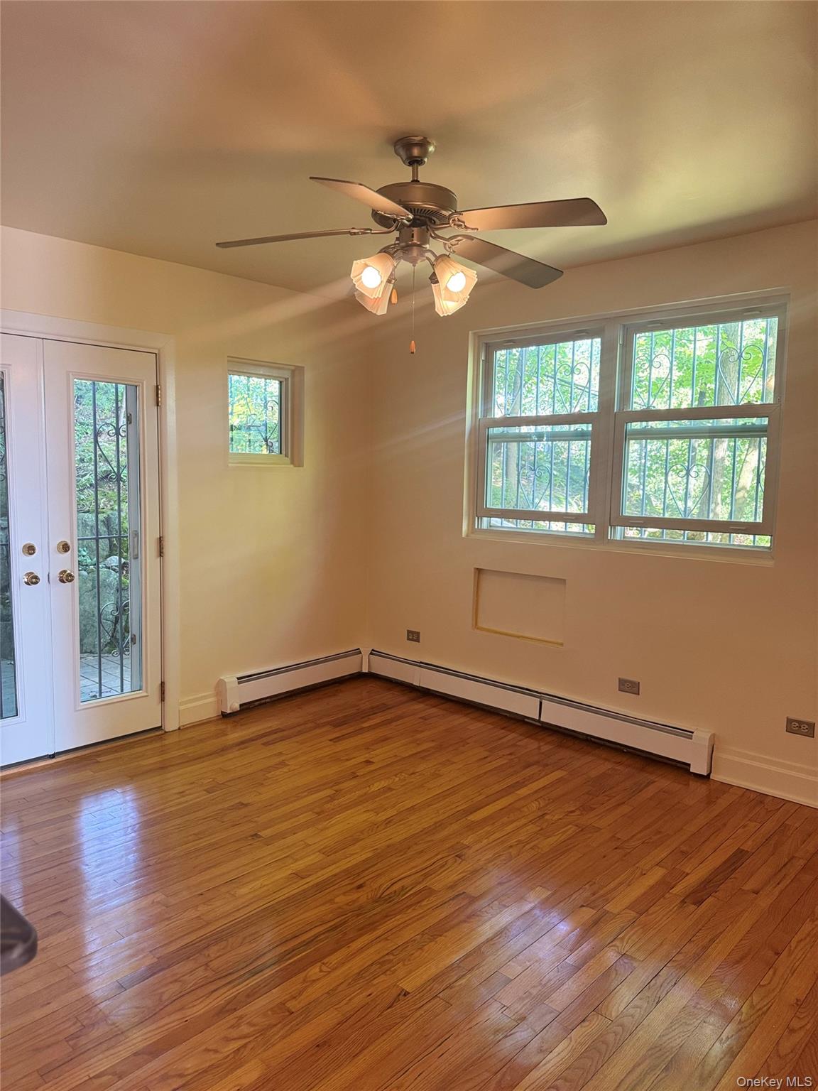 5629 Sylvan Avenue Property Photo 4