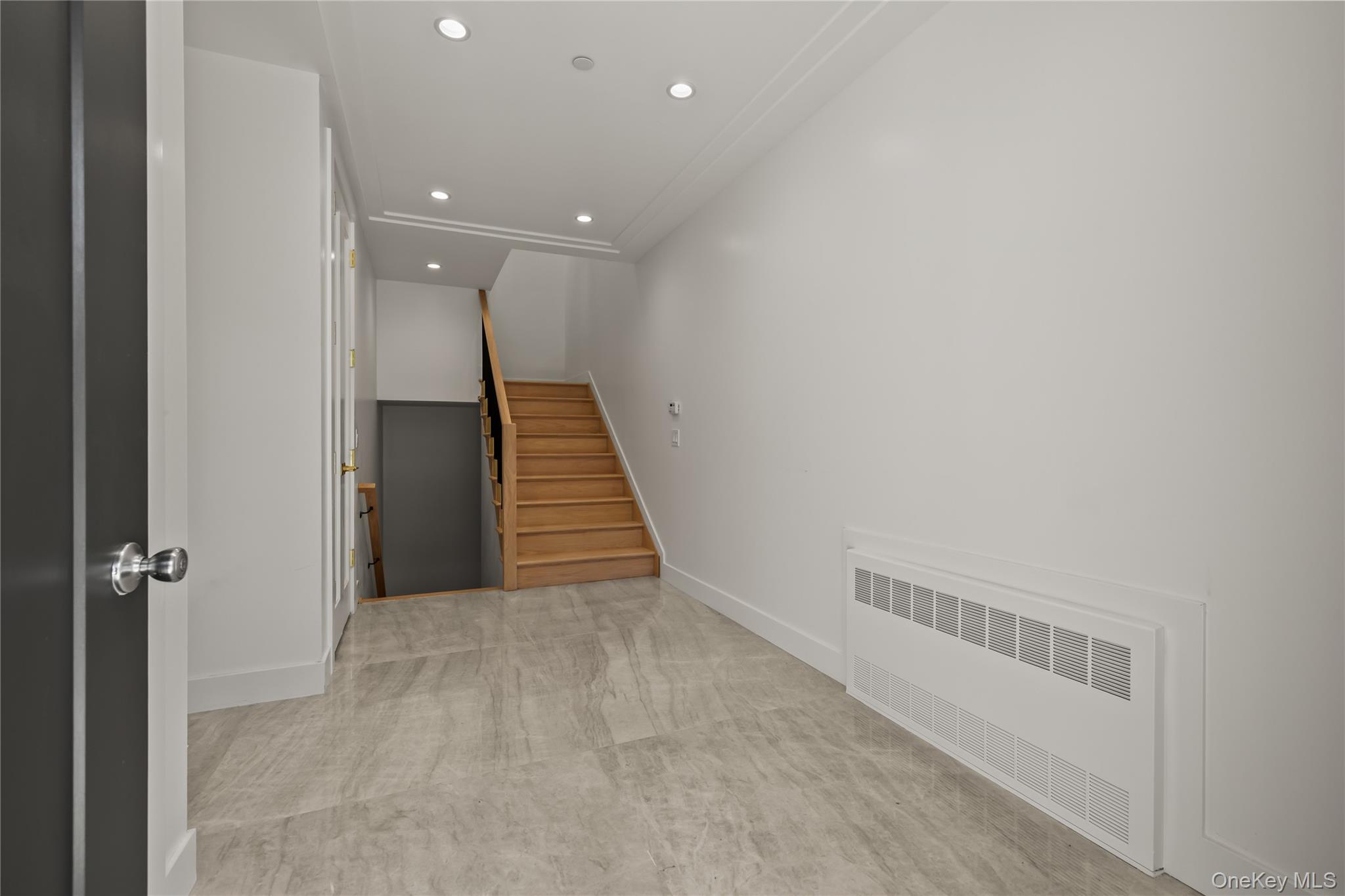 30 Northbrook Road 201 Property Photo 5